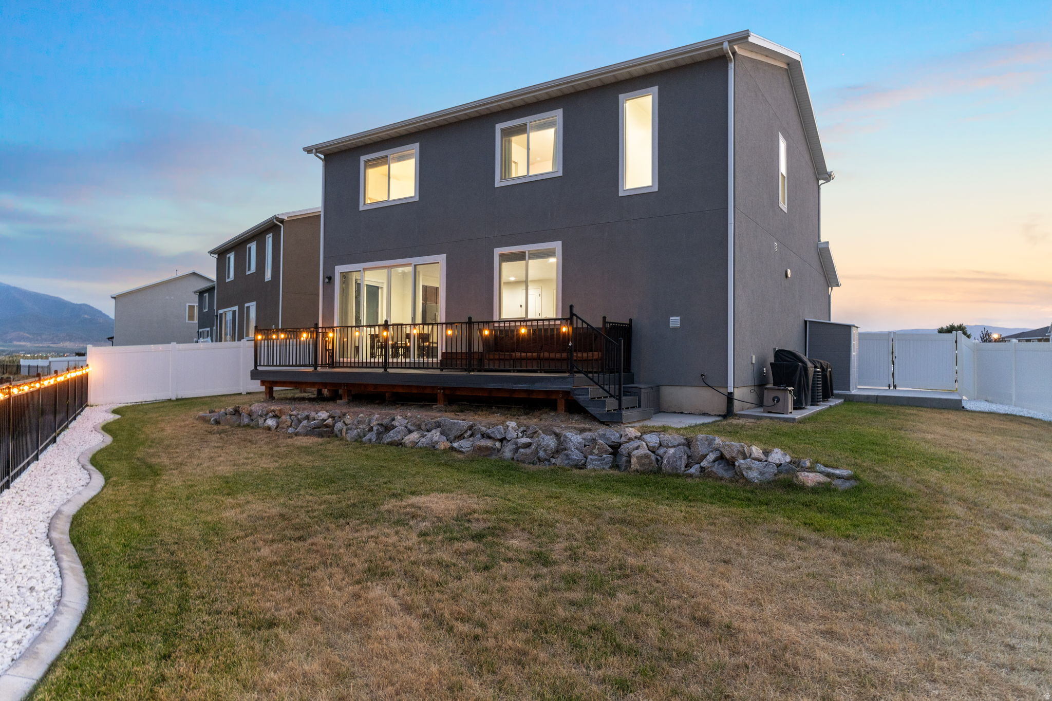 SALEM PARK - Residential