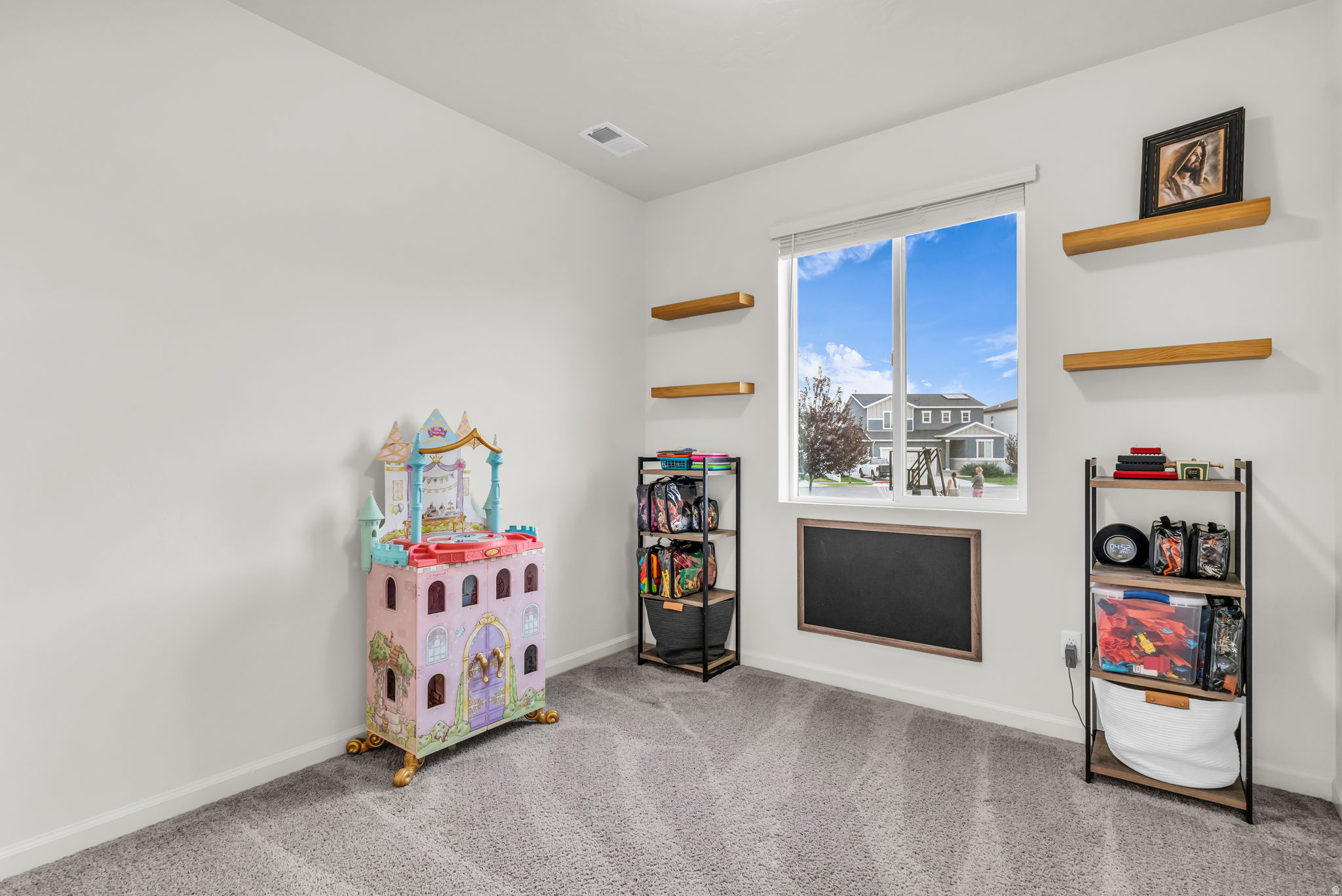 SALEM PARK - Residential