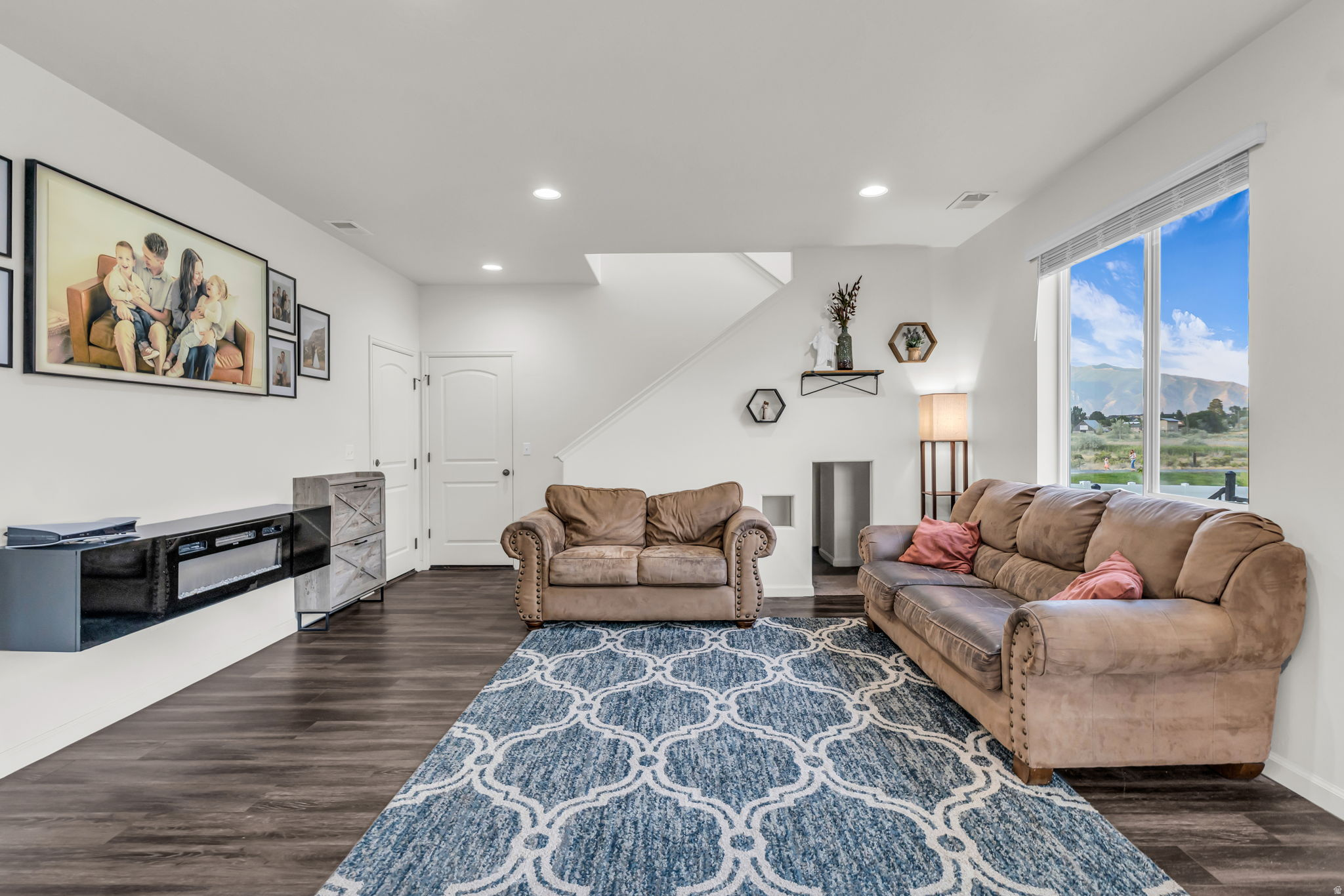 SALEM PARK - Residential