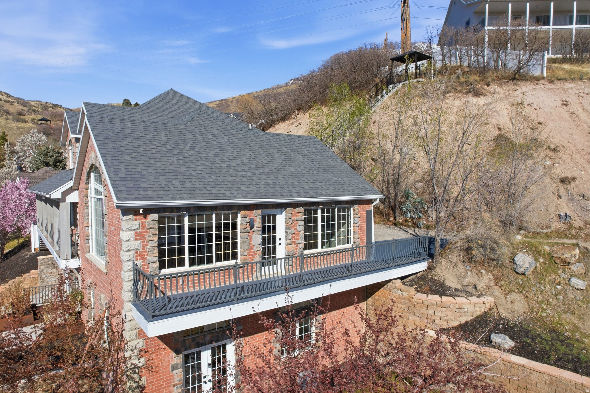 SHERWOOD HILLS - Residential