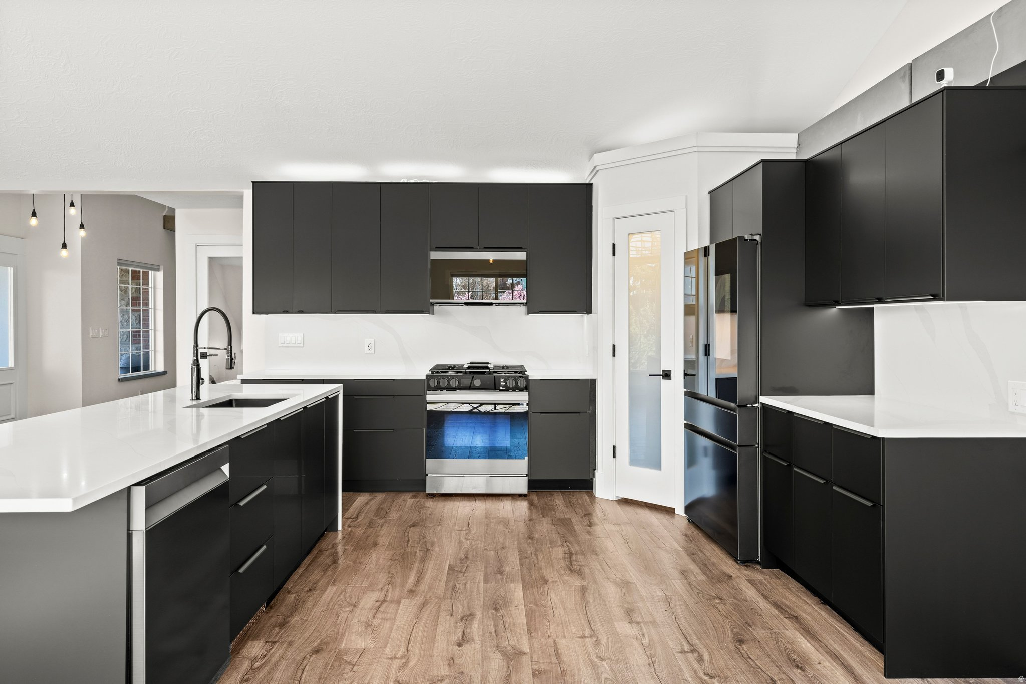 SHERWOOD HILLS - Residential