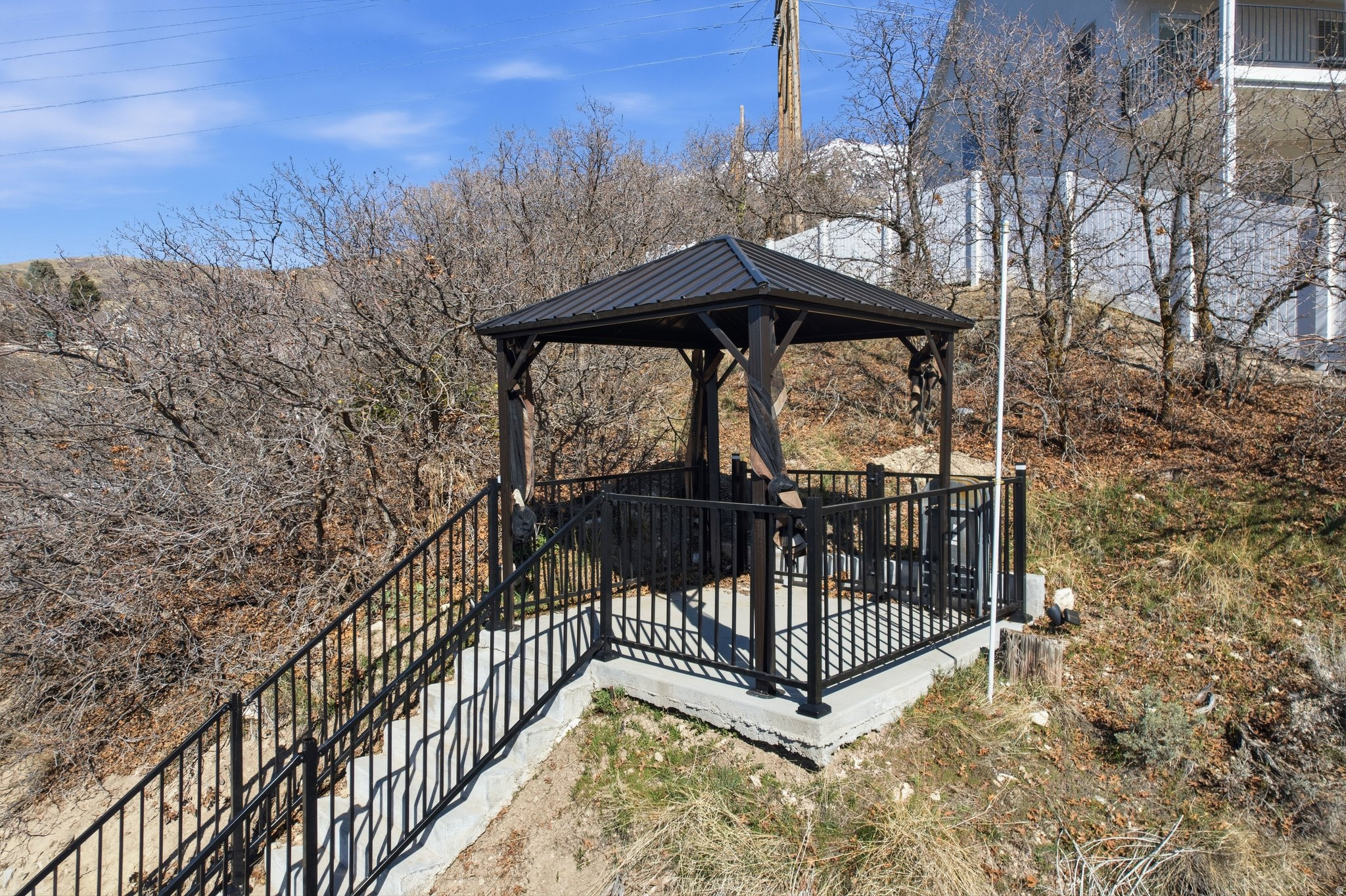 SHERWOOD HILLS - Residential