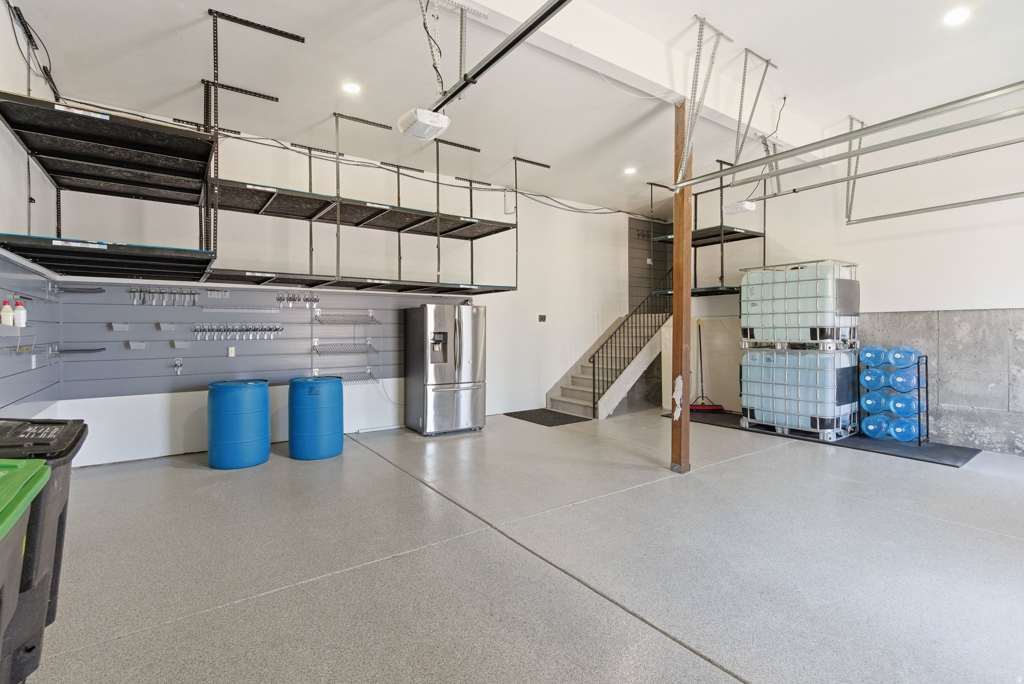 SHERWOOD HILLS - Residential