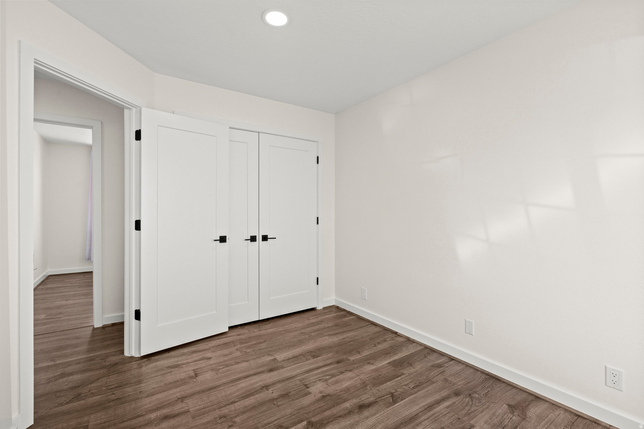 SHERWOOD HILLS - Residential
