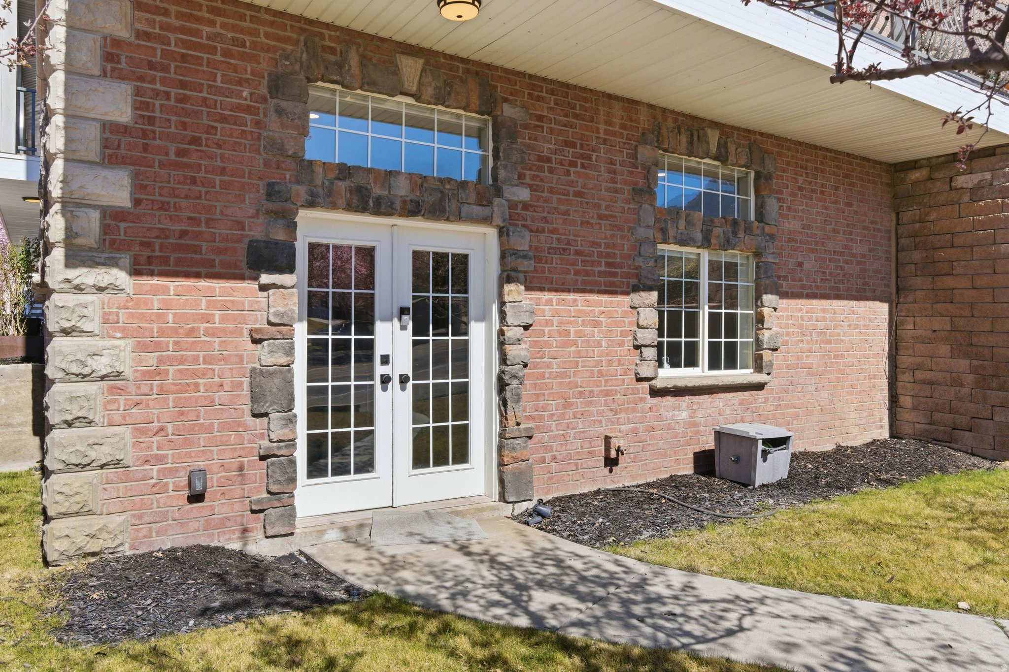 SHERWOOD HILLS - Residential