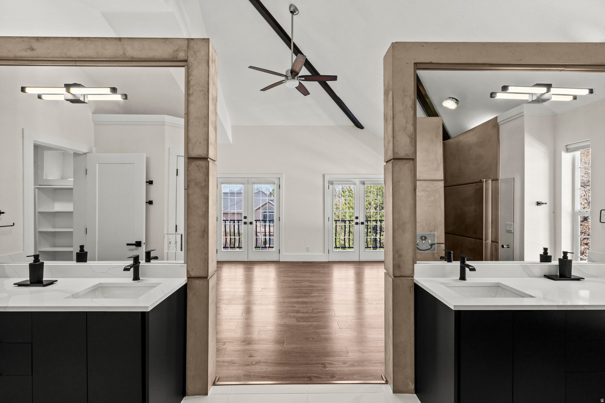 SHERWOOD HILLS - Residential