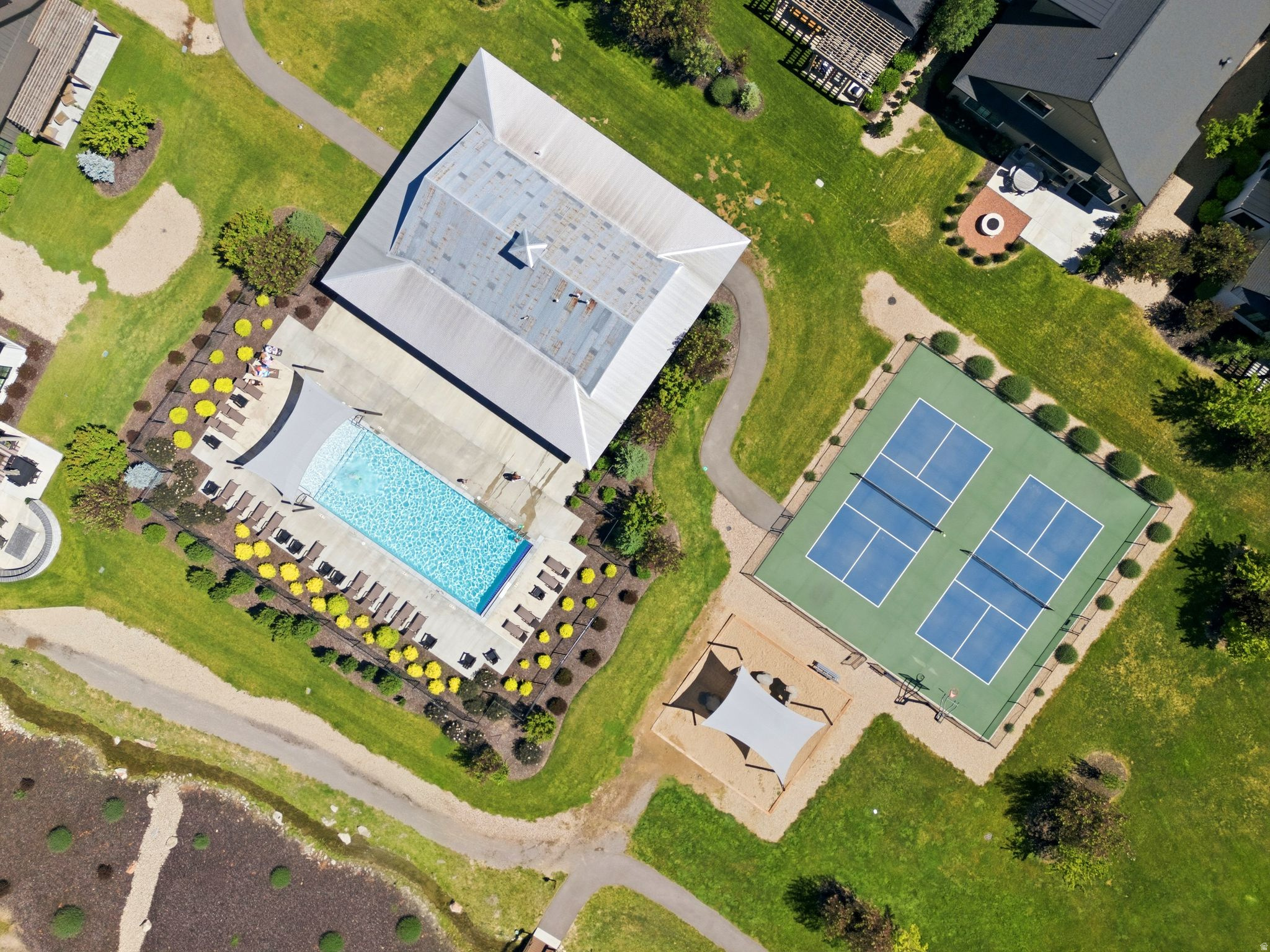 REMUND FARMS - Residential