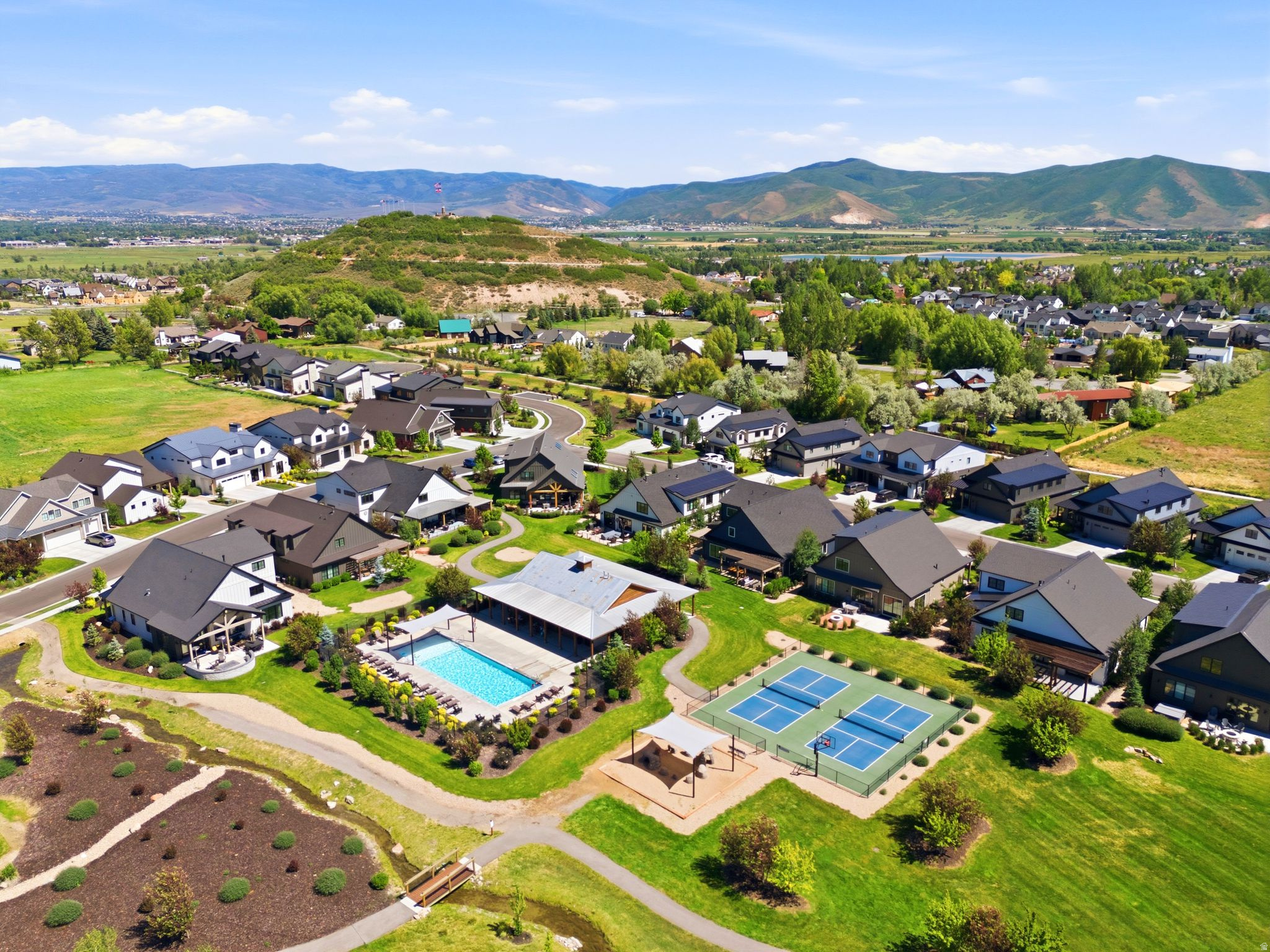 REMUND FARMS - Residential