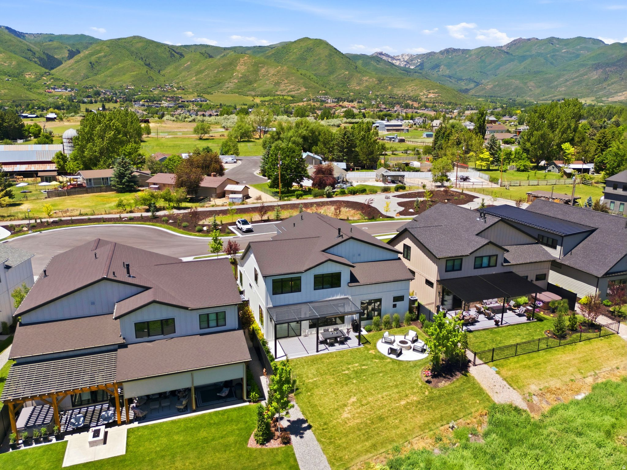 REMUND FARMS - Residential