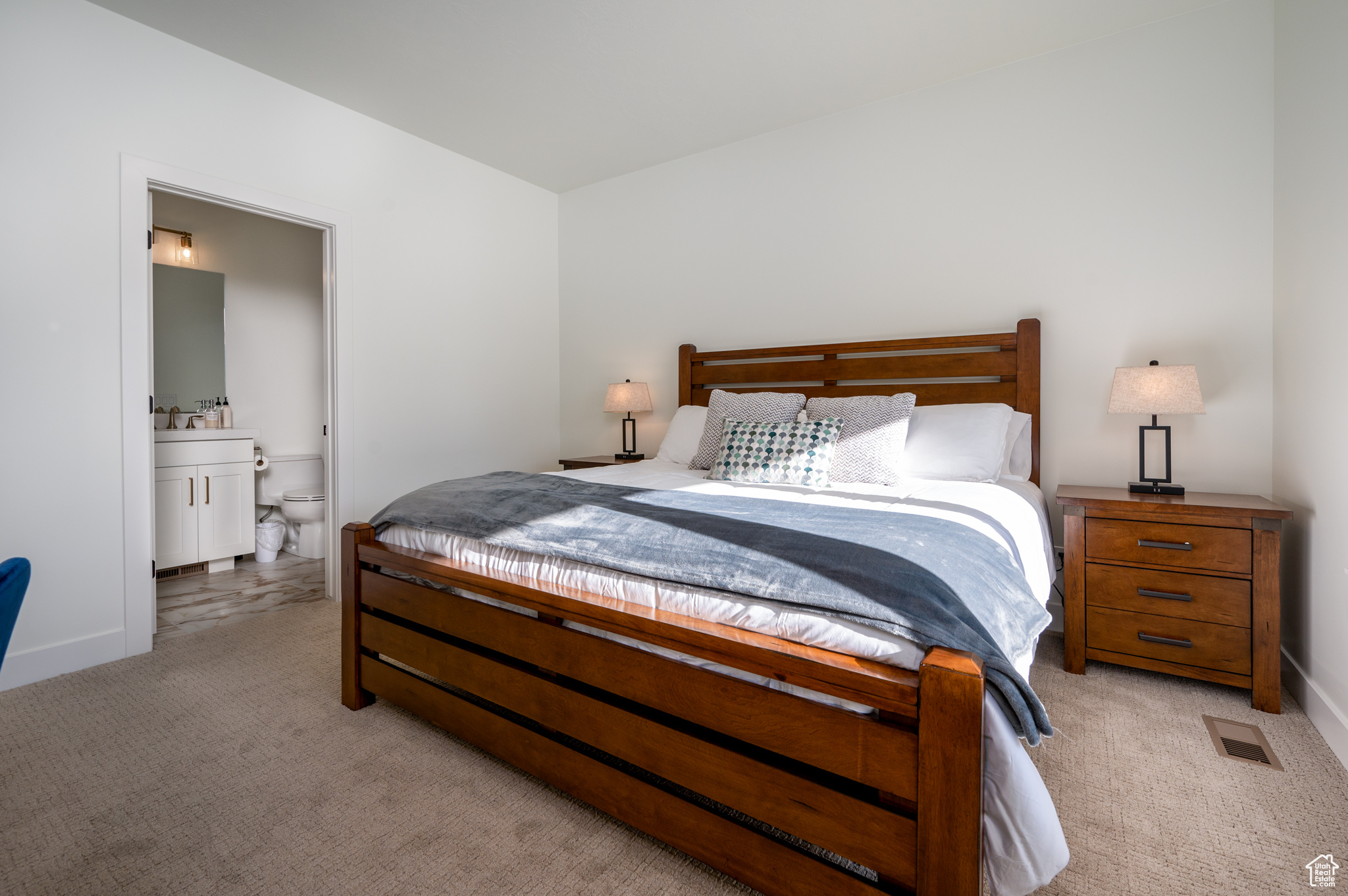TRAPPERS RIDGE - Residential
