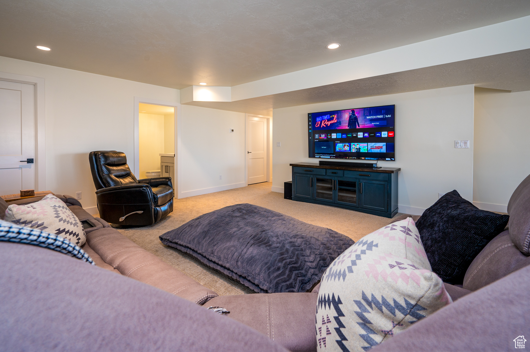 TRAPPERS RIDGE - Residential