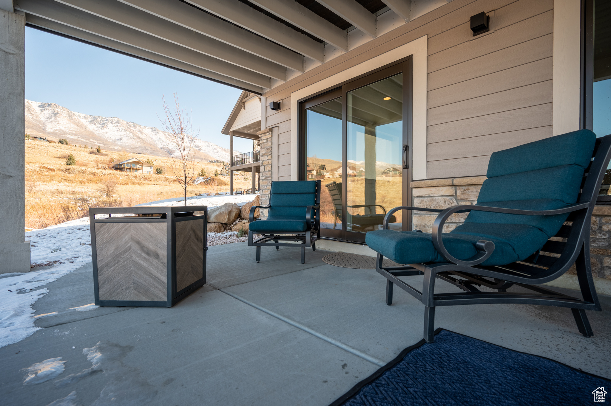 TRAPPERS RIDGE - Residential