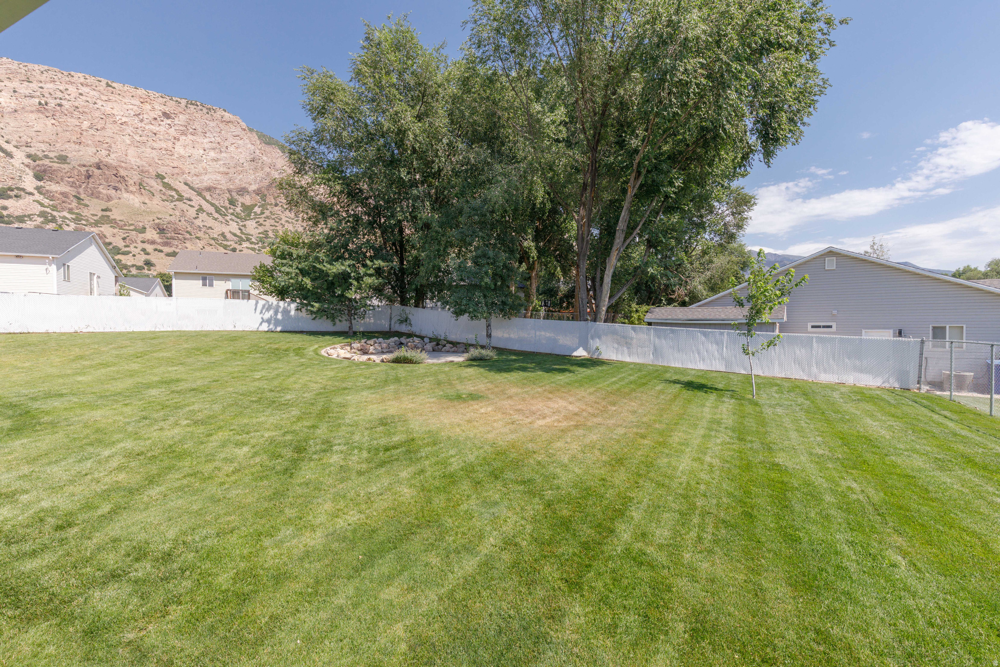 ASPEN HEIGHTS - Residential