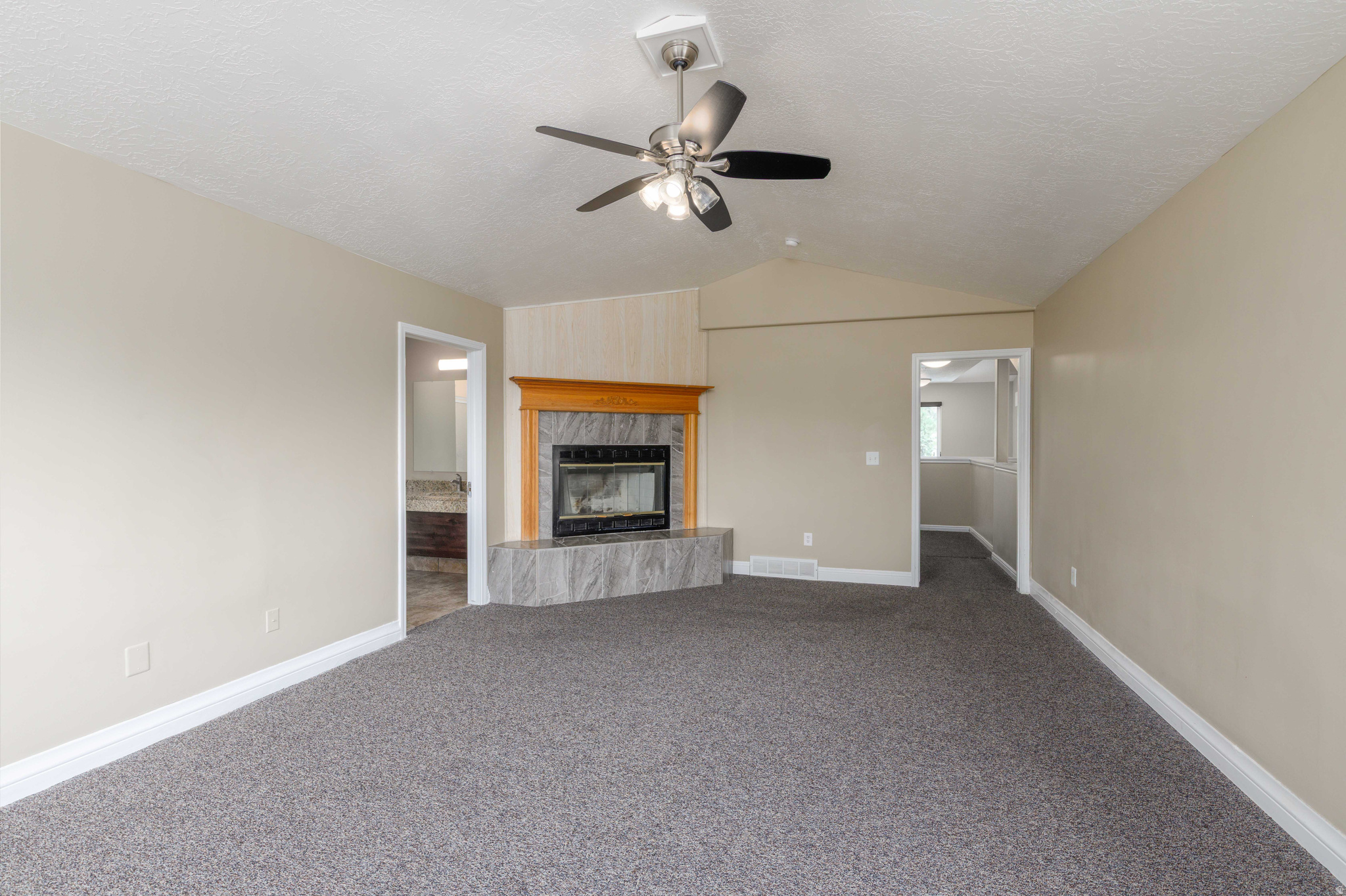 ASPEN HEIGHTS - Residential