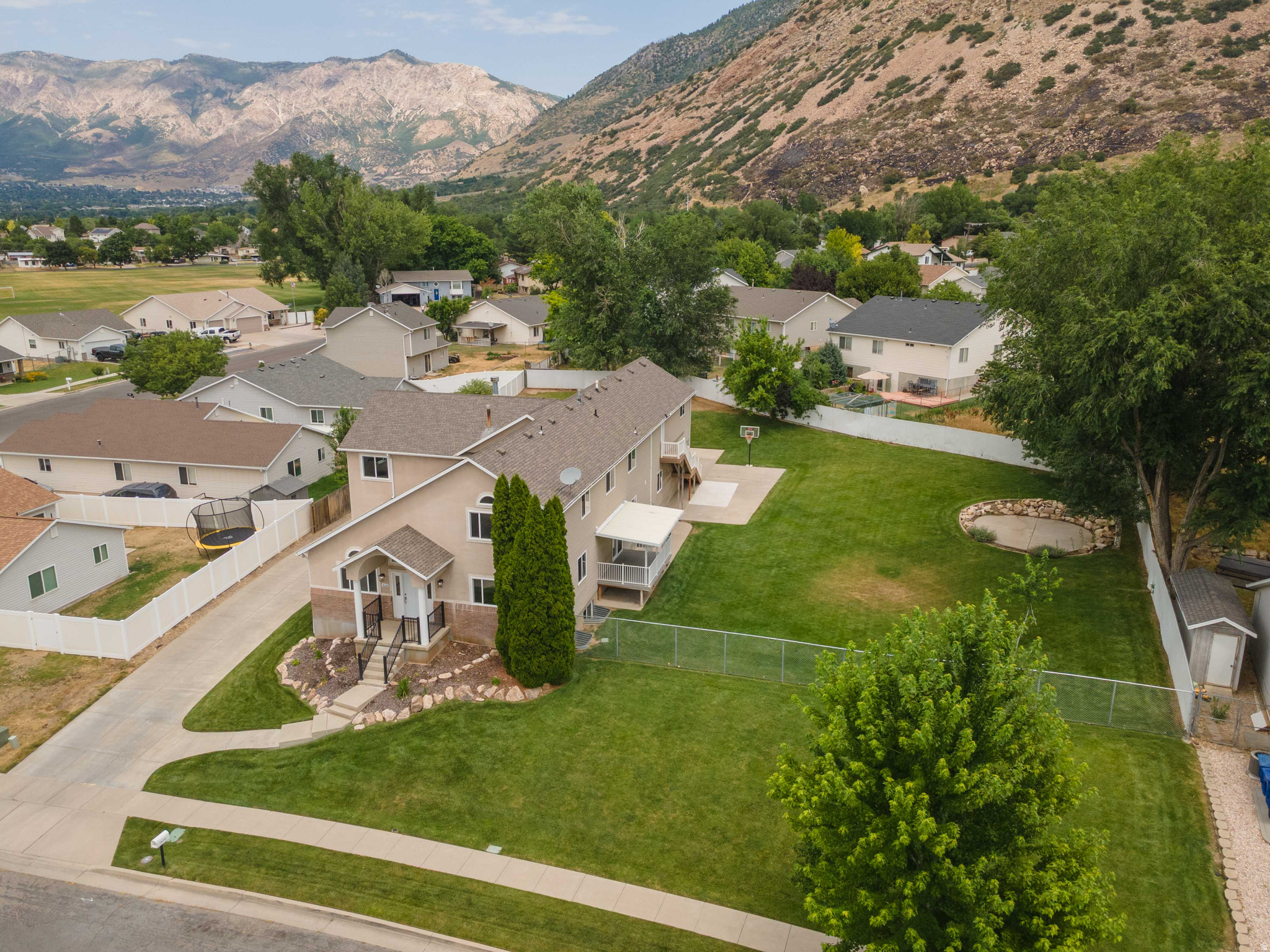 ASPEN HEIGHTS - Residential
