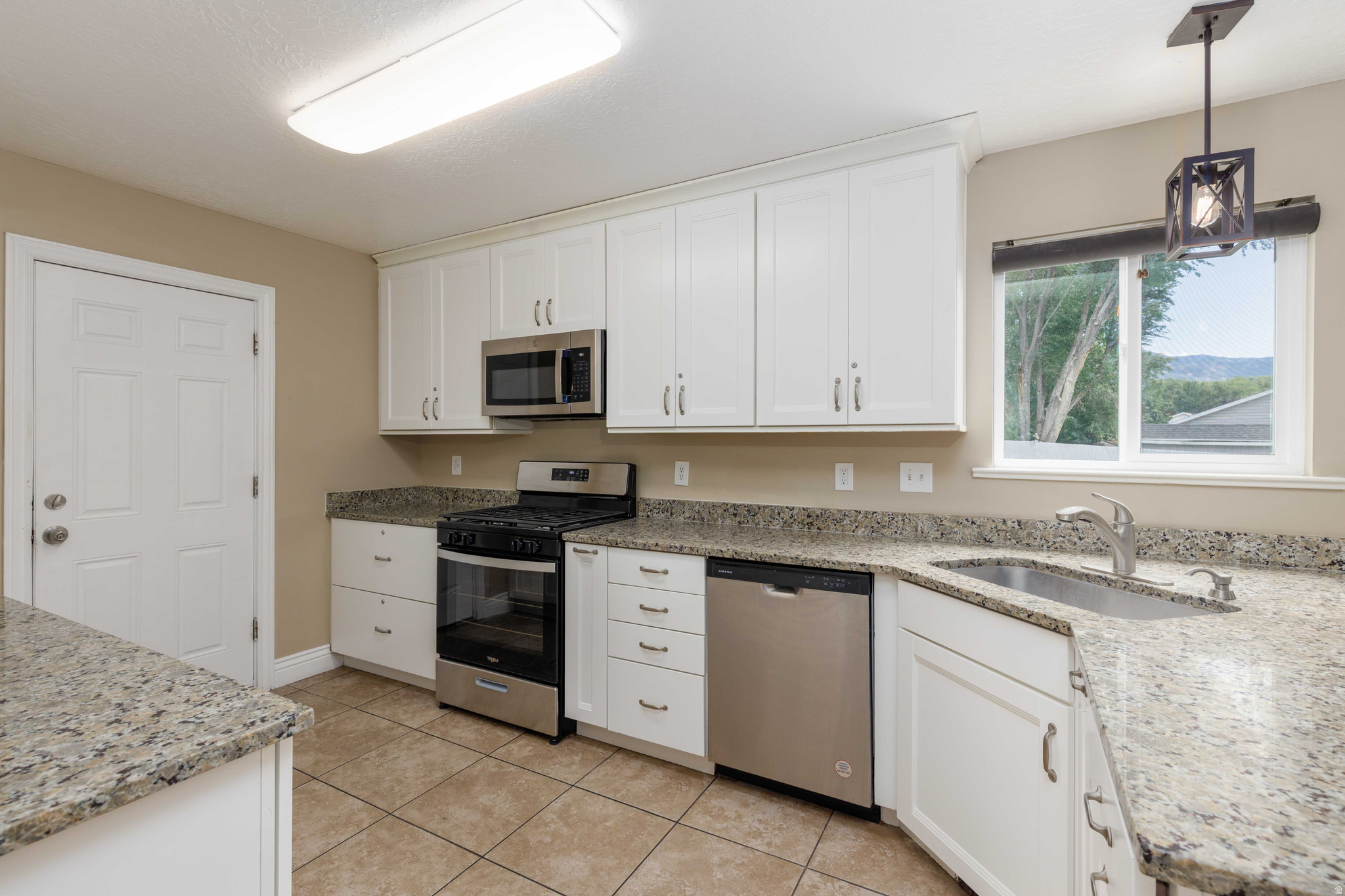ASPEN HEIGHTS - Residential