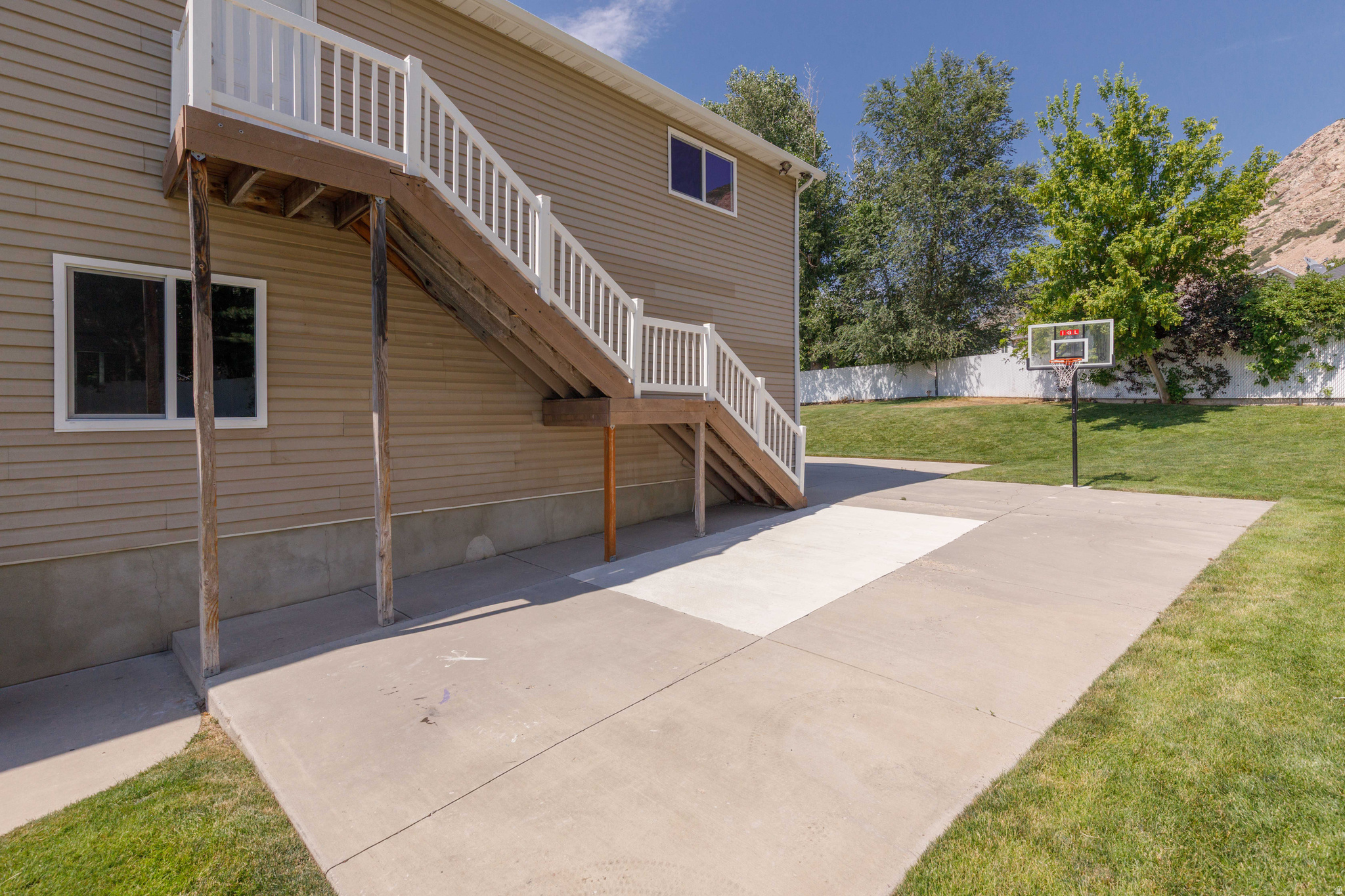 ASPEN HEIGHTS - Residential