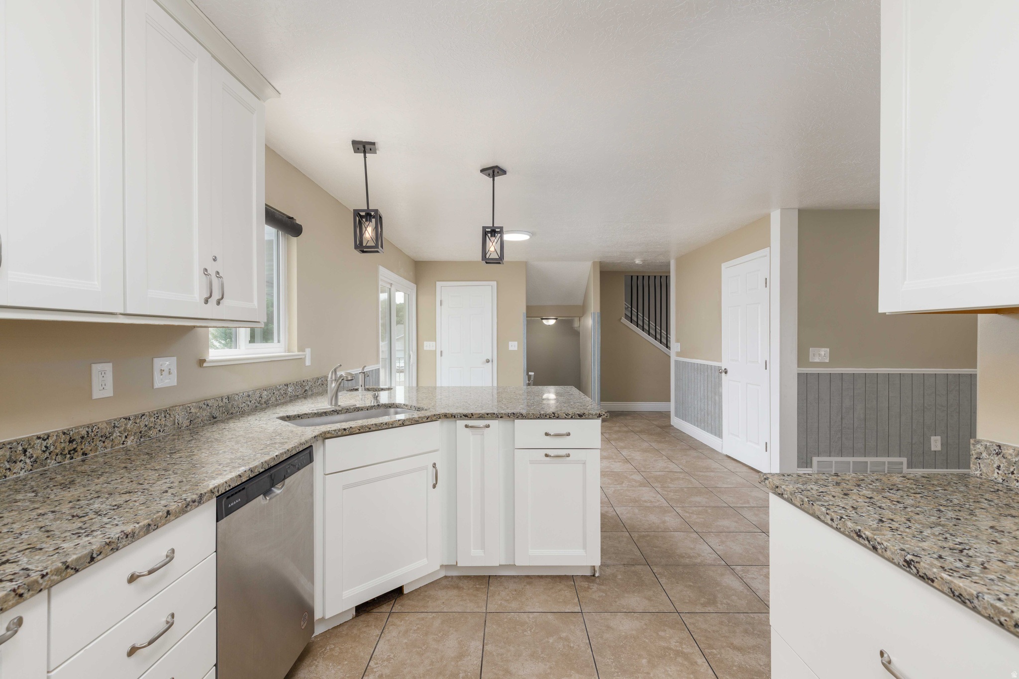 ASPEN HEIGHTS - Residential