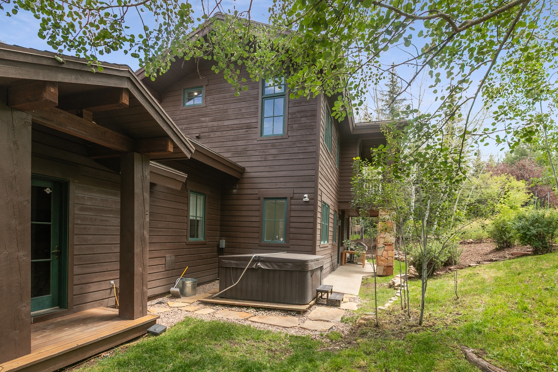 ASPEN SPRINGS RANCH - Residential