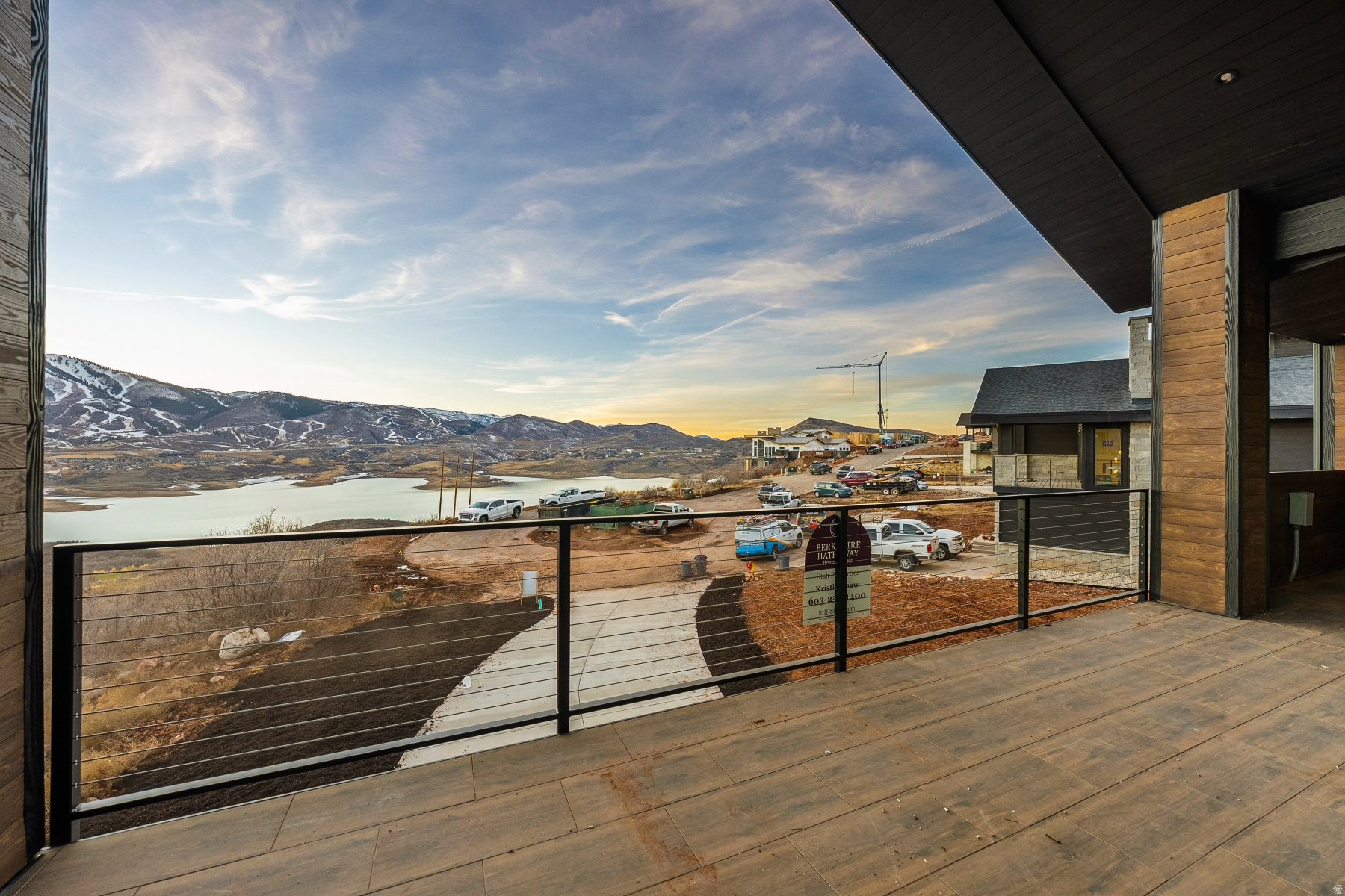 HIDEOUT CANYON - Residential