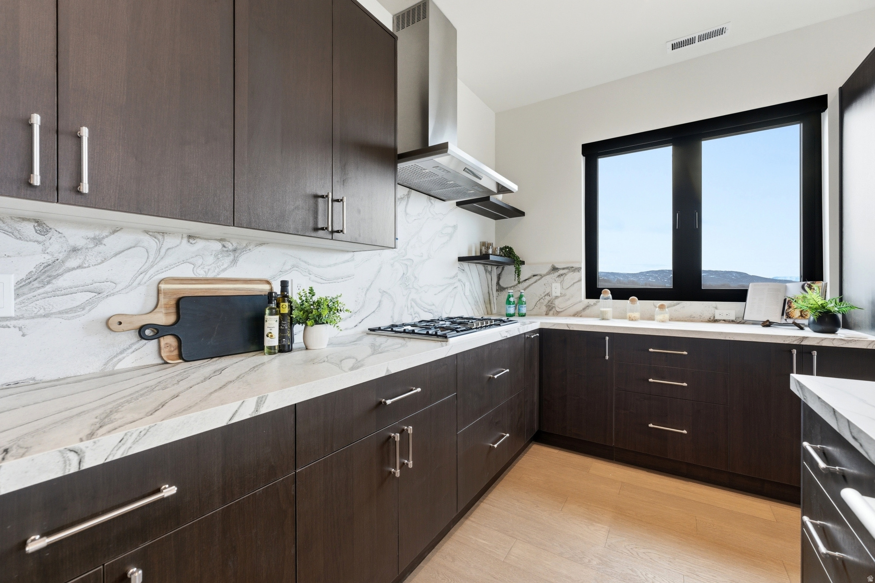 HIDEOUT CANYON - Residential