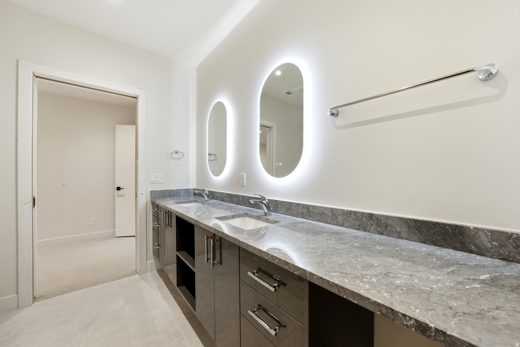 HIDEOUT CANYON - Residential