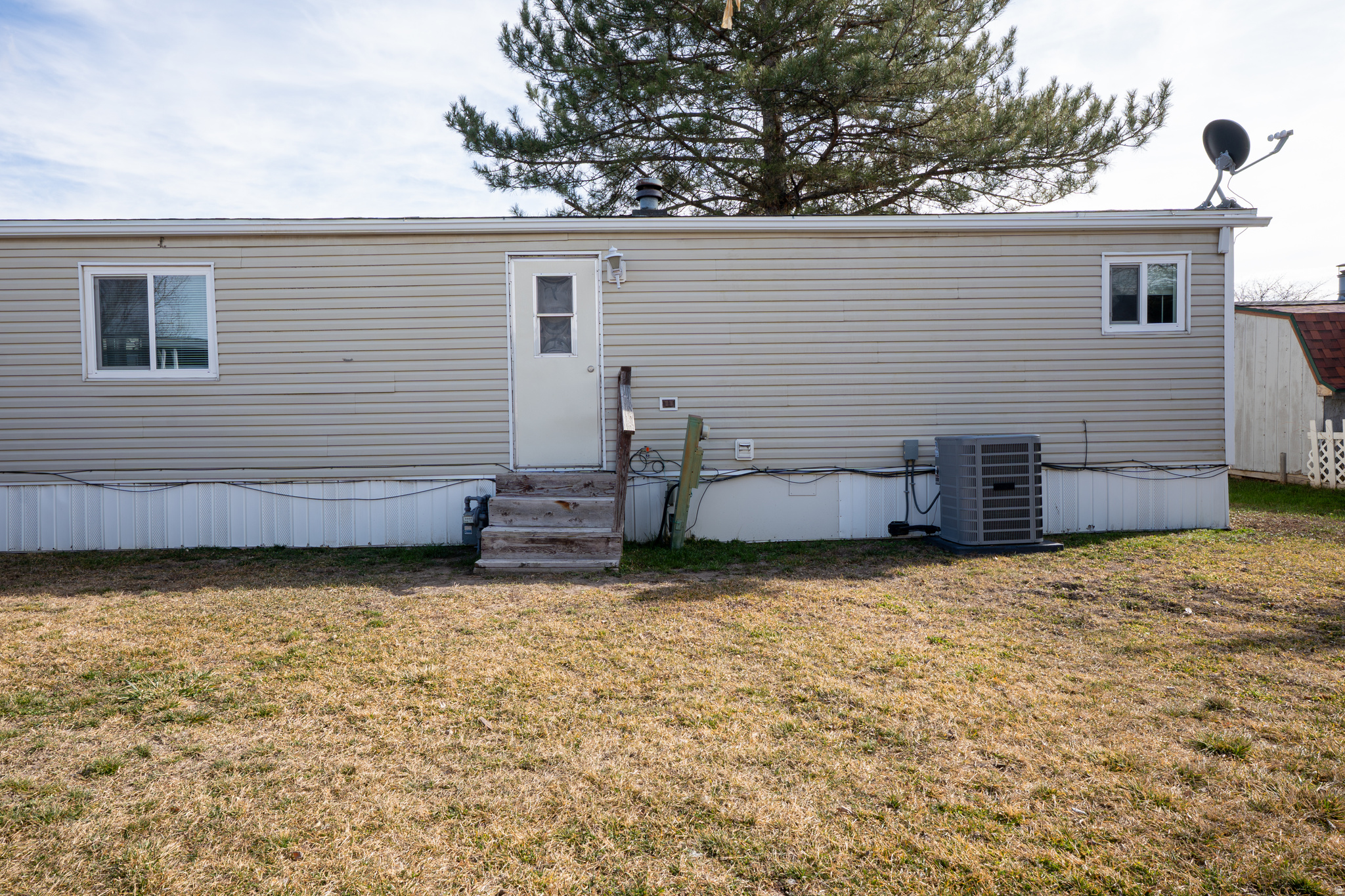 WINDSOR ESTATES - Residential