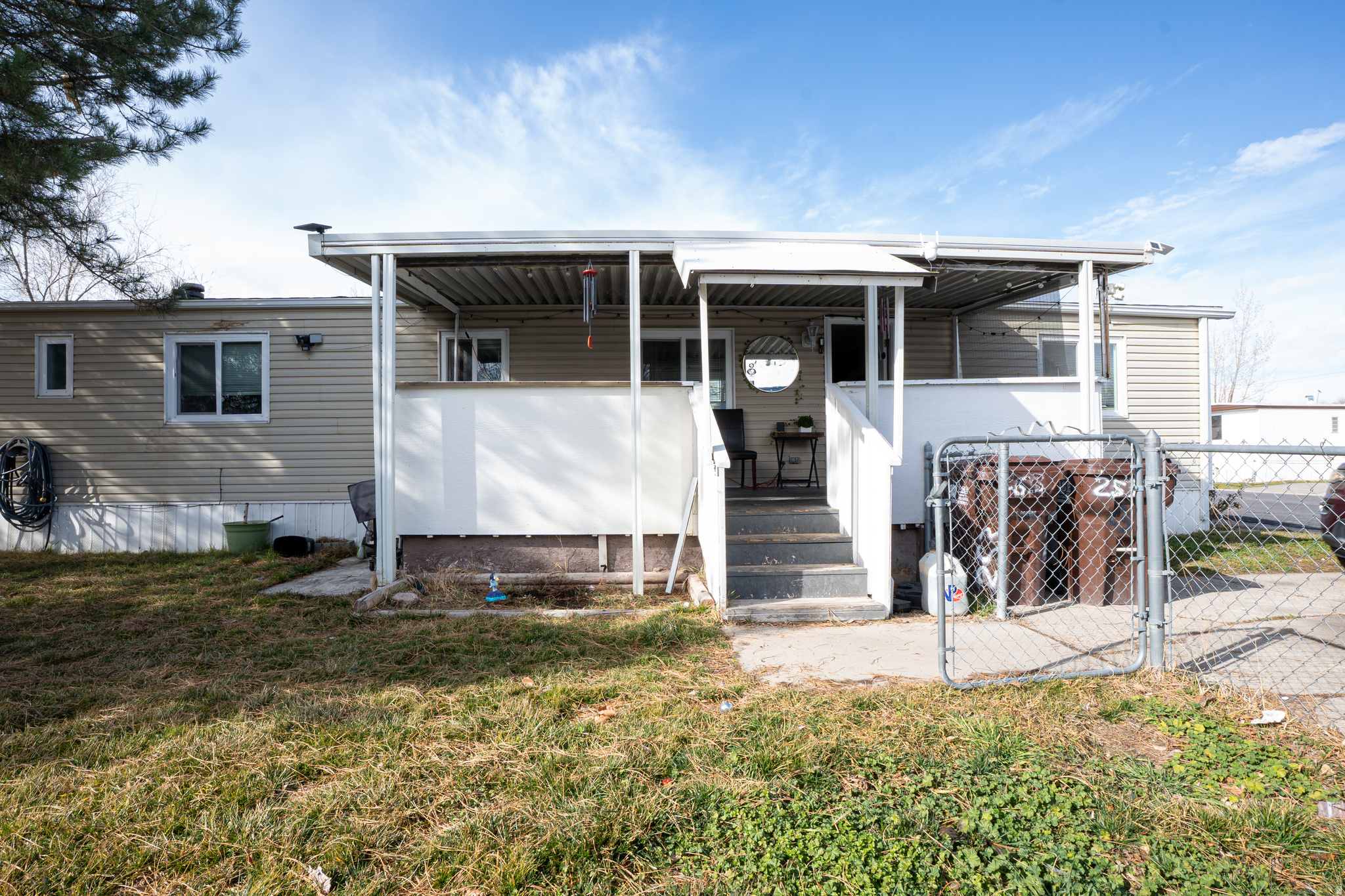 WINDSOR ESTATES - Residential