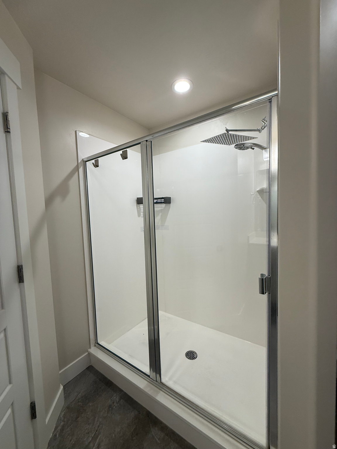 WILLOW POINT - Residential Lease