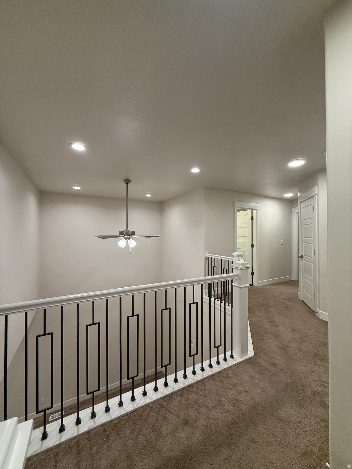 WILLOW POINT - Residential Lease