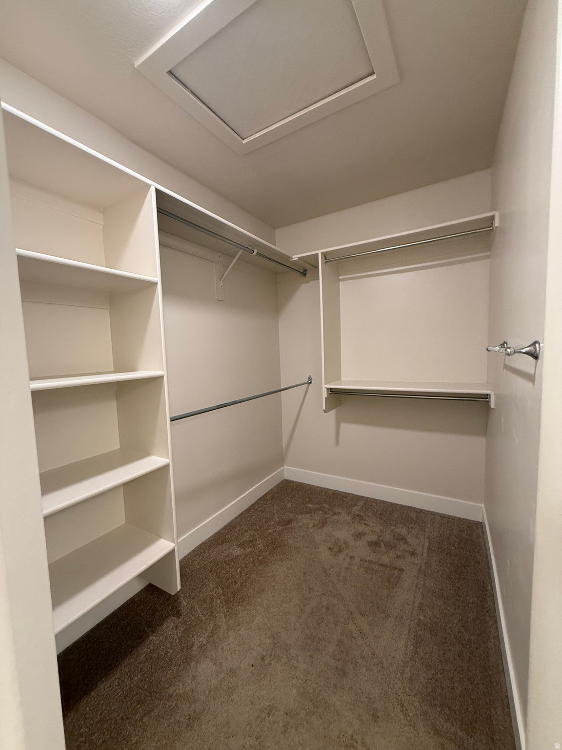 WILLOW POINT - Residential Lease