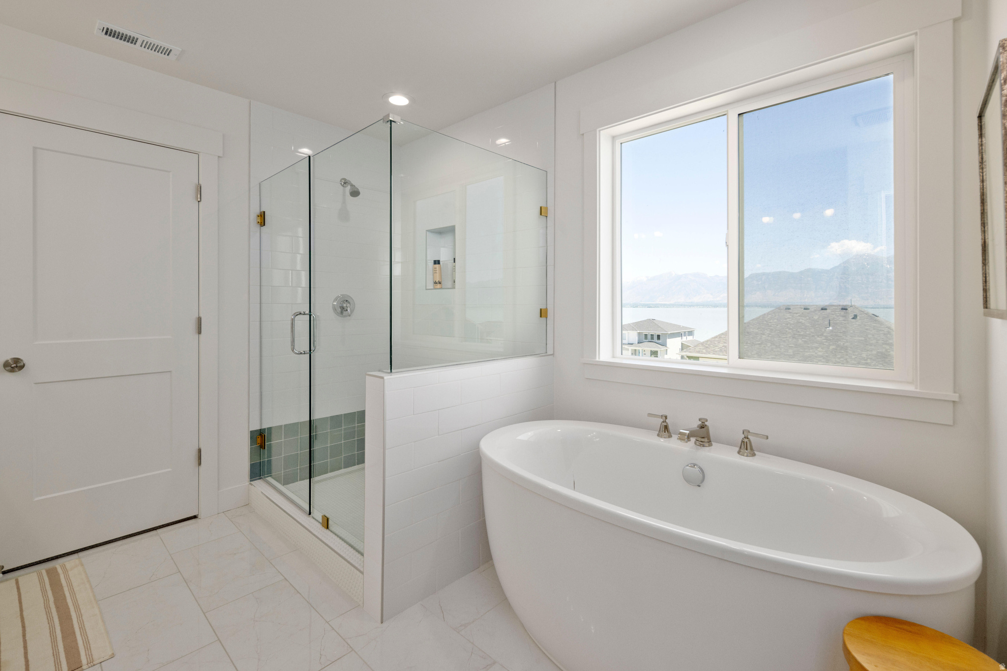 GUNTHER ESTATES - Residential