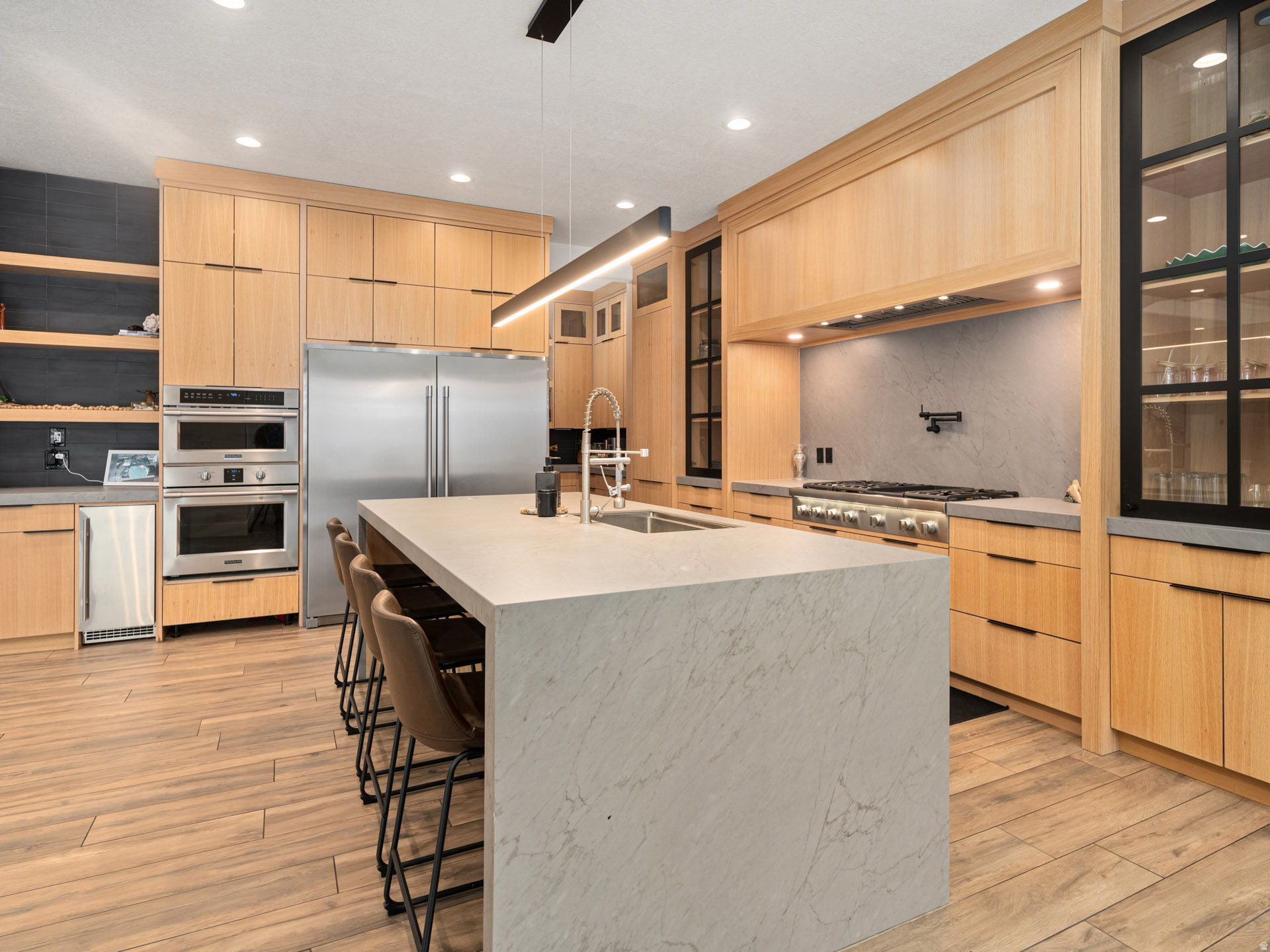 THE COVE - Residential