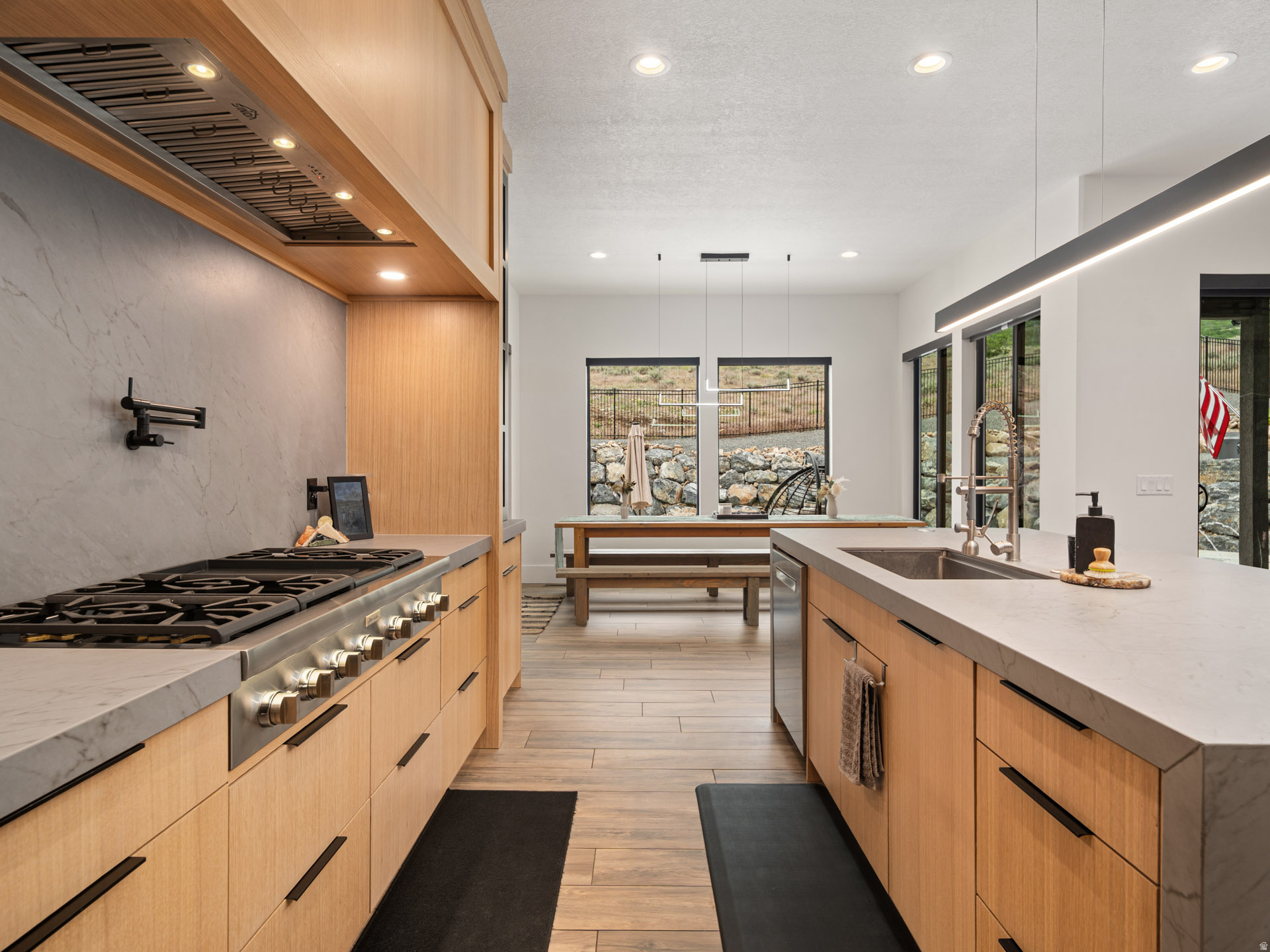 THE COVE - Residential