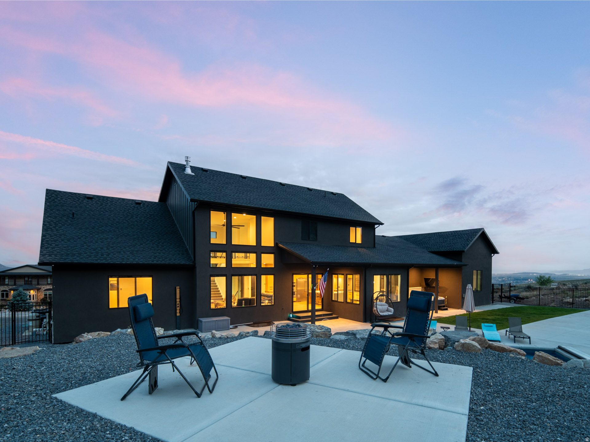 THE COVE - Residential