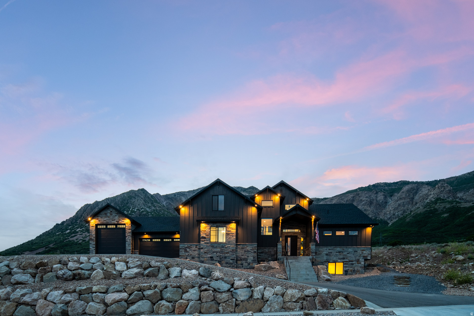 THE COVE - Residential