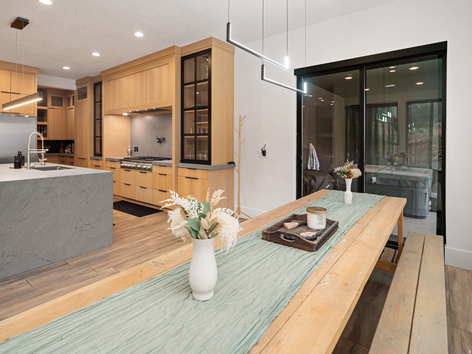 THE COVE - Residential