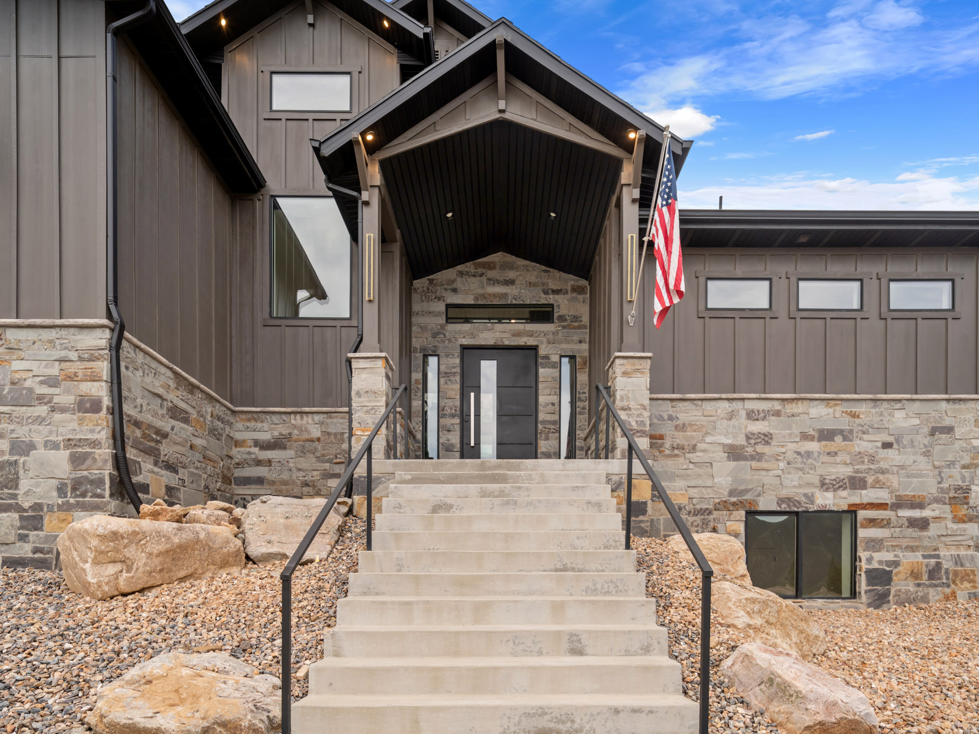 THE COVE - Residential