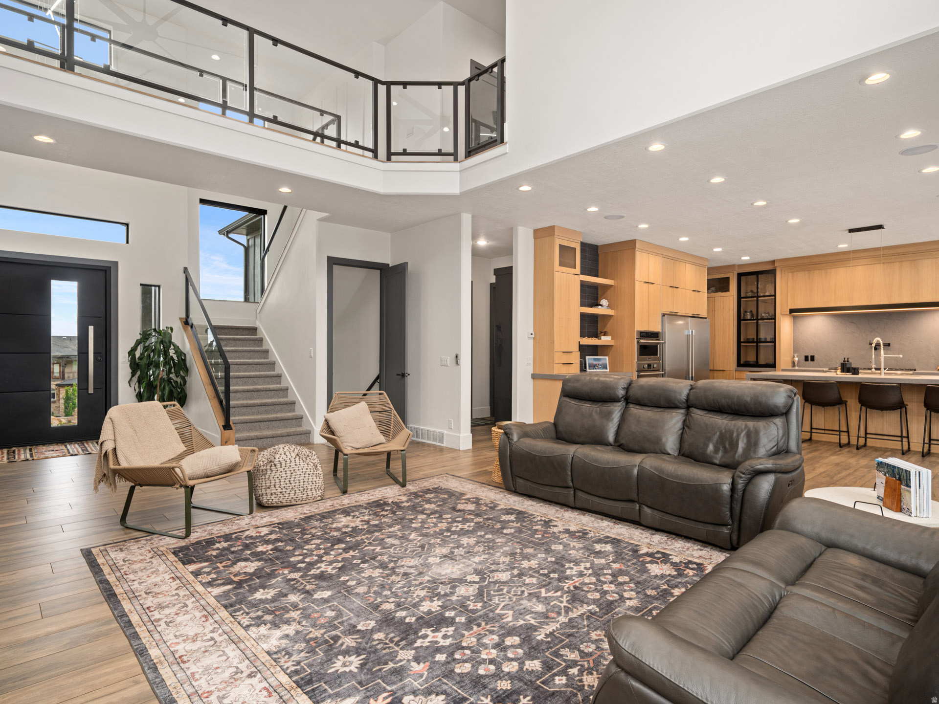 THE COVE - Residential