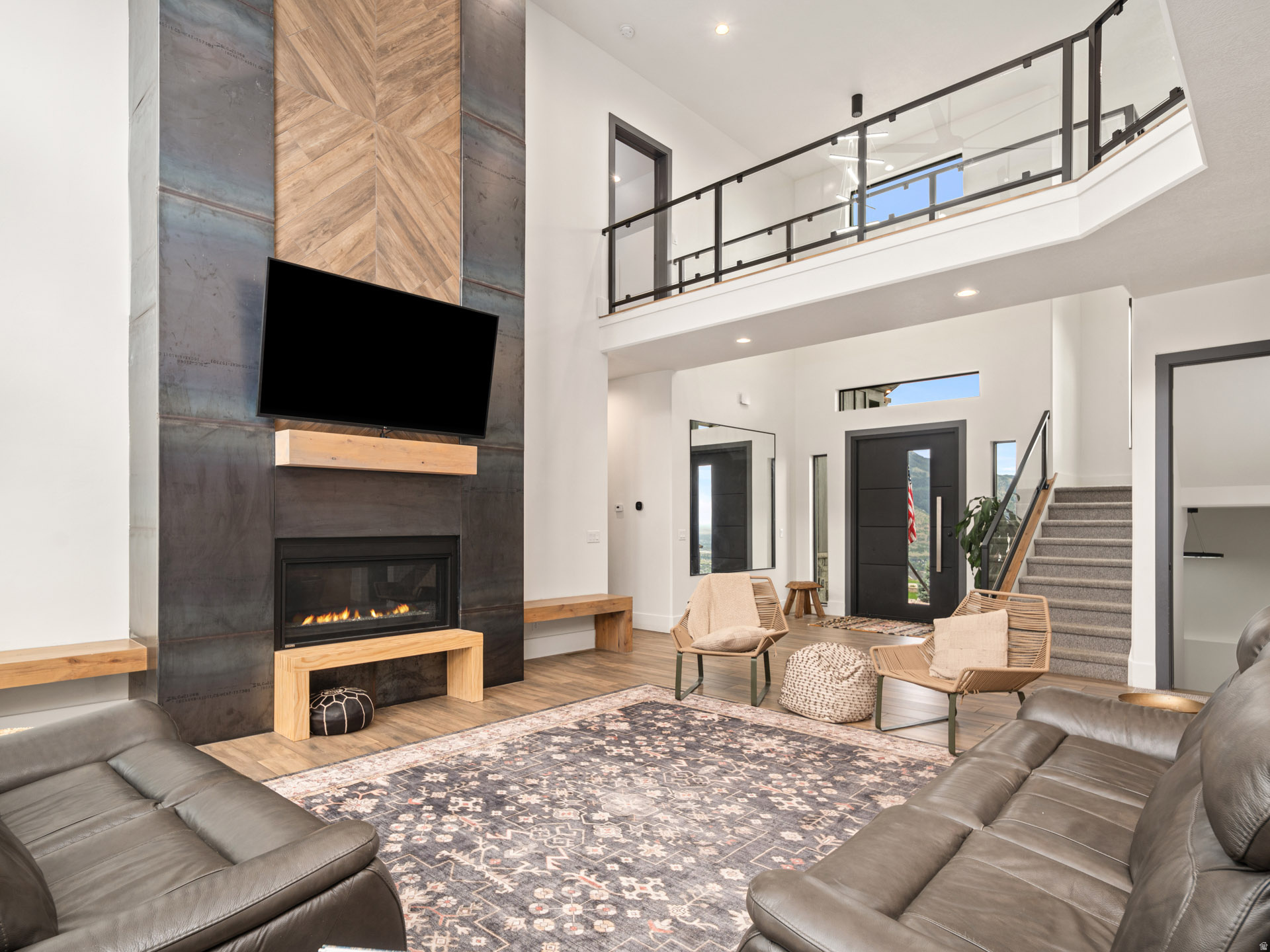 THE COVE - Residential