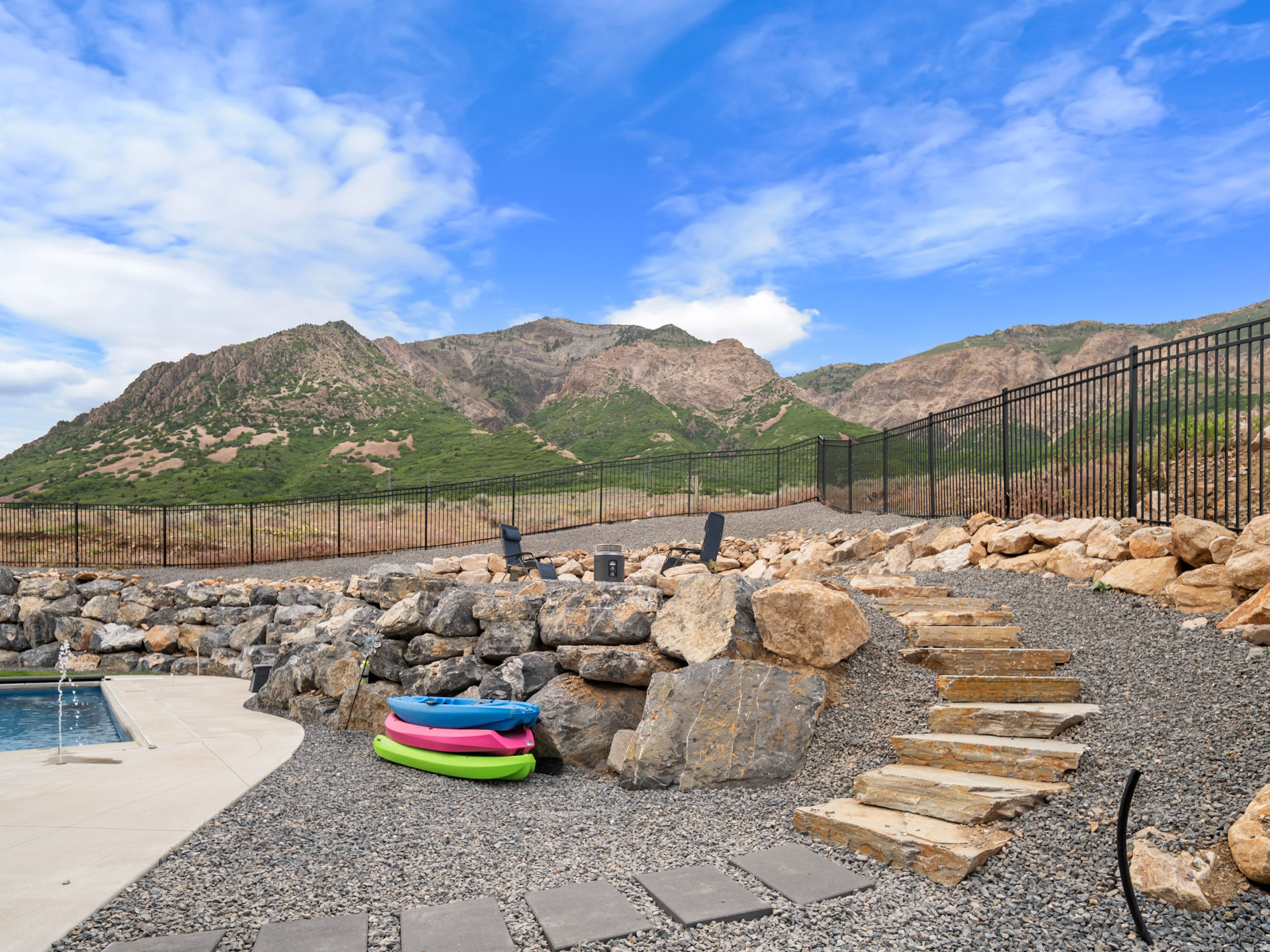 THE COVE - Residential