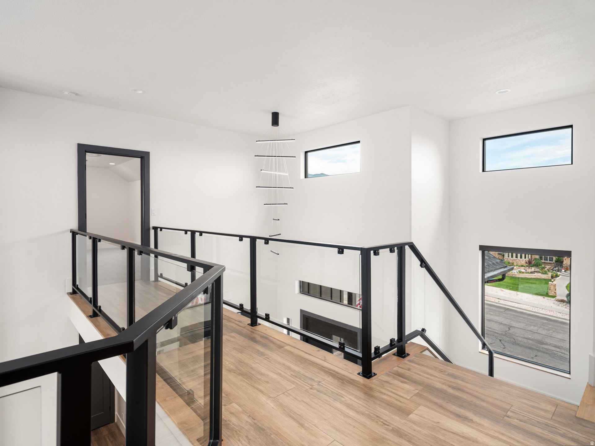 THE COVE - Residential