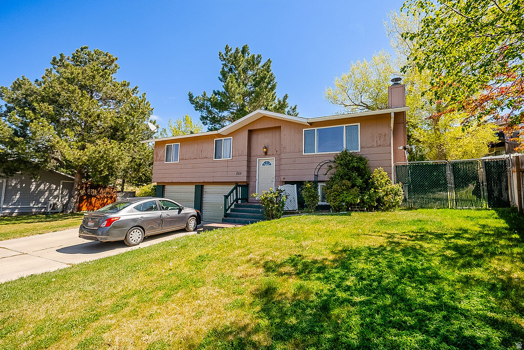 Welcome Home to 2515 Woodhill Way in Pocatello! Located in a quiet cul-de-sac, this beautiful and well-maintained home offers the perfect combination of space, comfort, and convenience in one of Pocatello's desirable neighborhoods near the hospital. Featuring oversized bedrooms, spacious living areas, and a large backyard perfect for entertaining, relaxing, or enjoying Idaho evenings, this home has room for everyone. The property also offers ample parking and a private setting while still being conveniently located near the hospital, shopping, schools, and quick interstate access. If you are searching for a spacious home in Pocatello, Idaho with a great layout, excellent location, and move-in ready condition, this is one you won't want to miss!