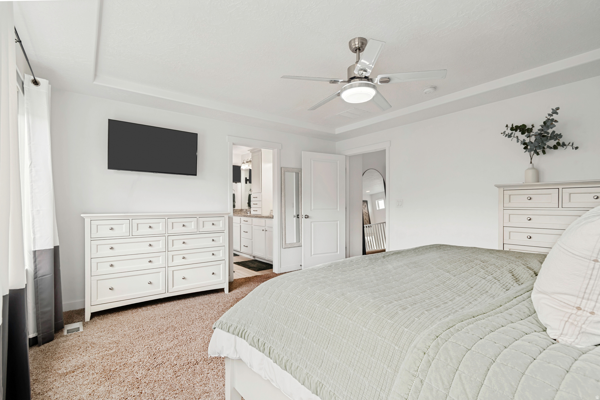 MEADOWS - Residential