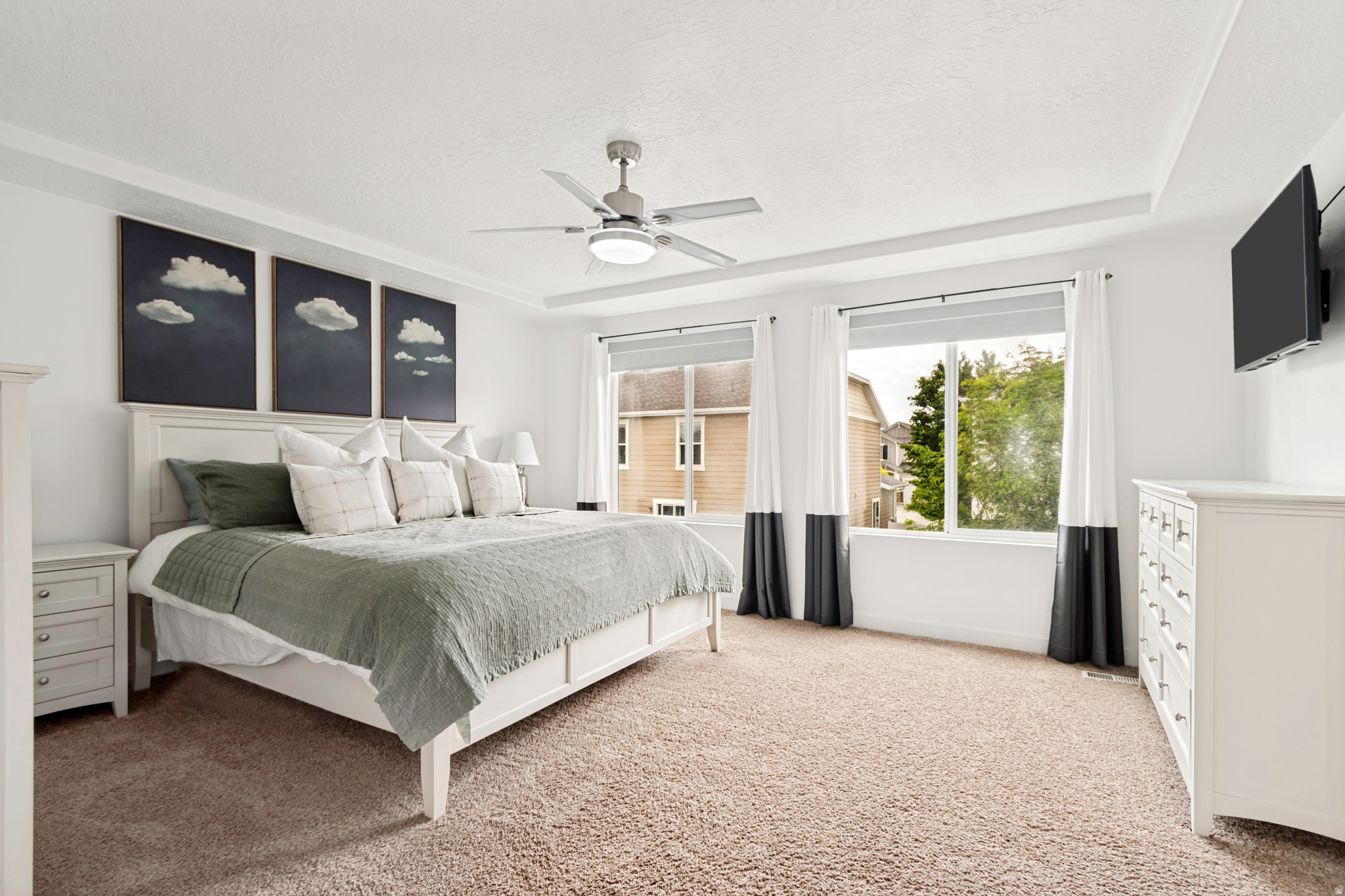 MEADOWS - Residential