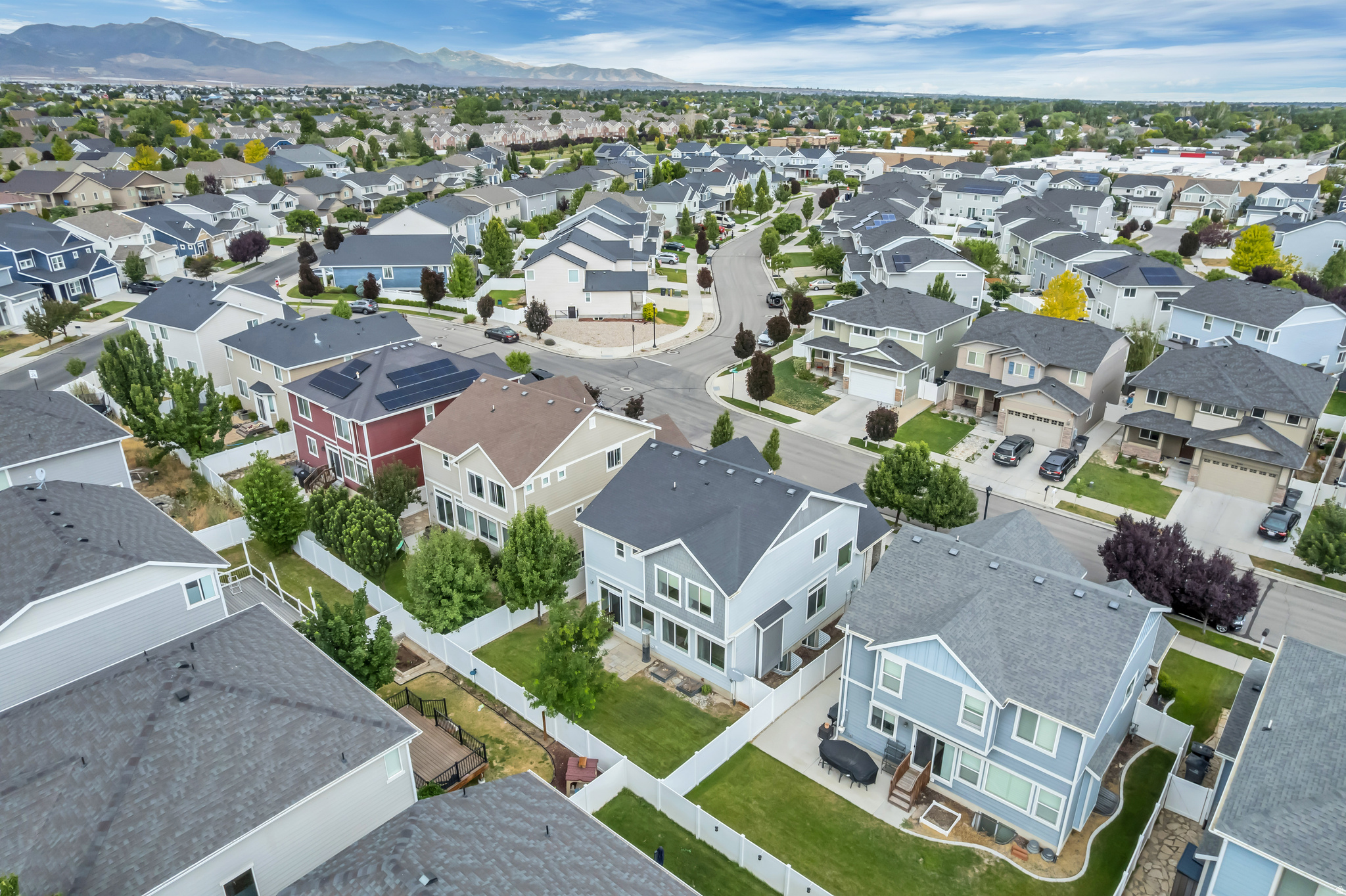 MEADOWS - Residential
