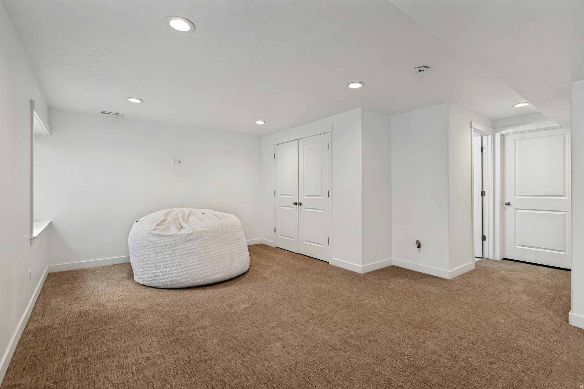 MEADOWS - Residential