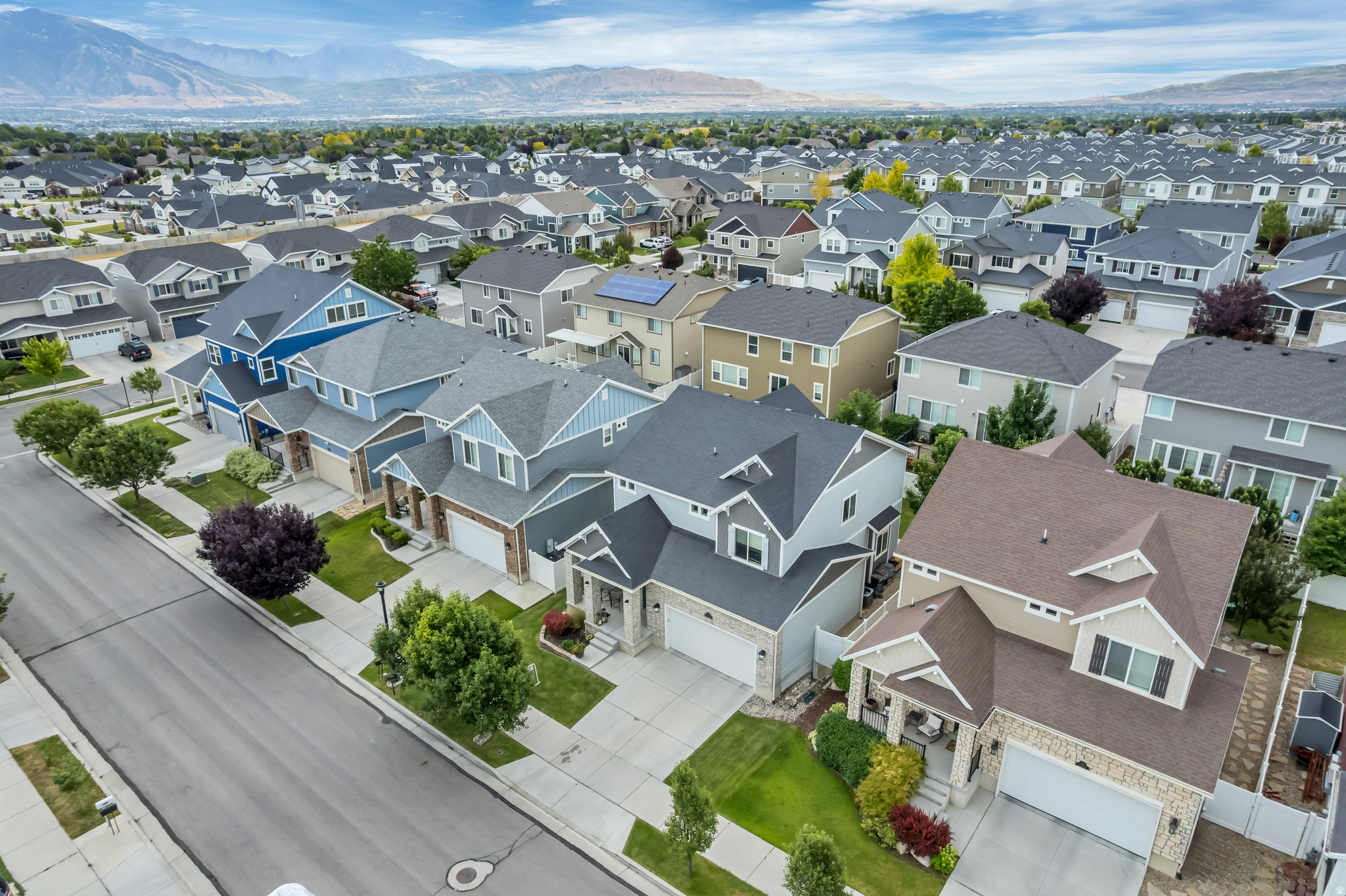 MEADOWS - Residential