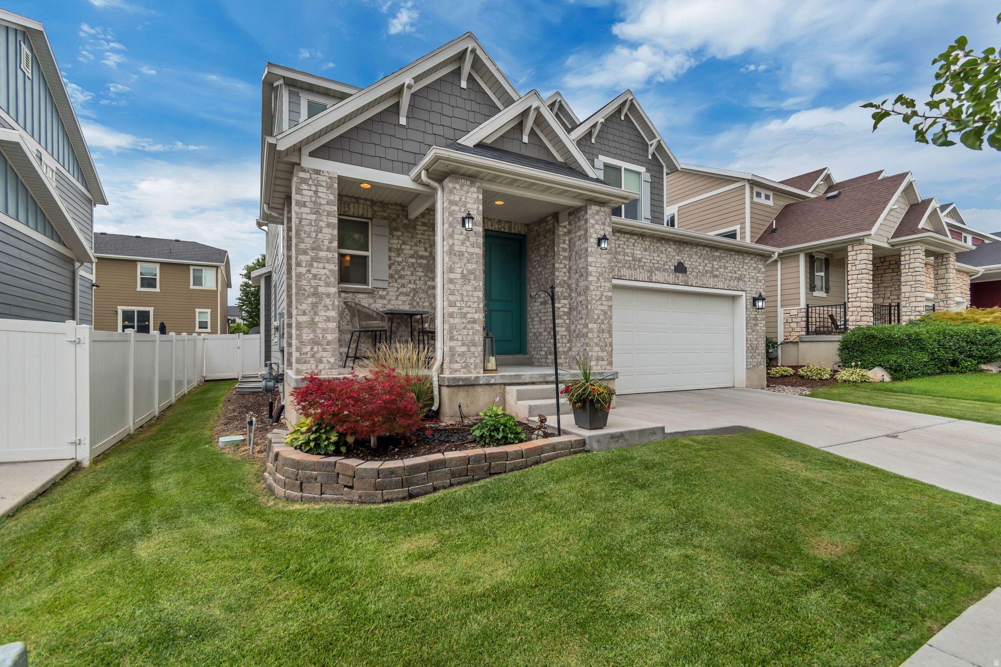 MEADOWS - Residential