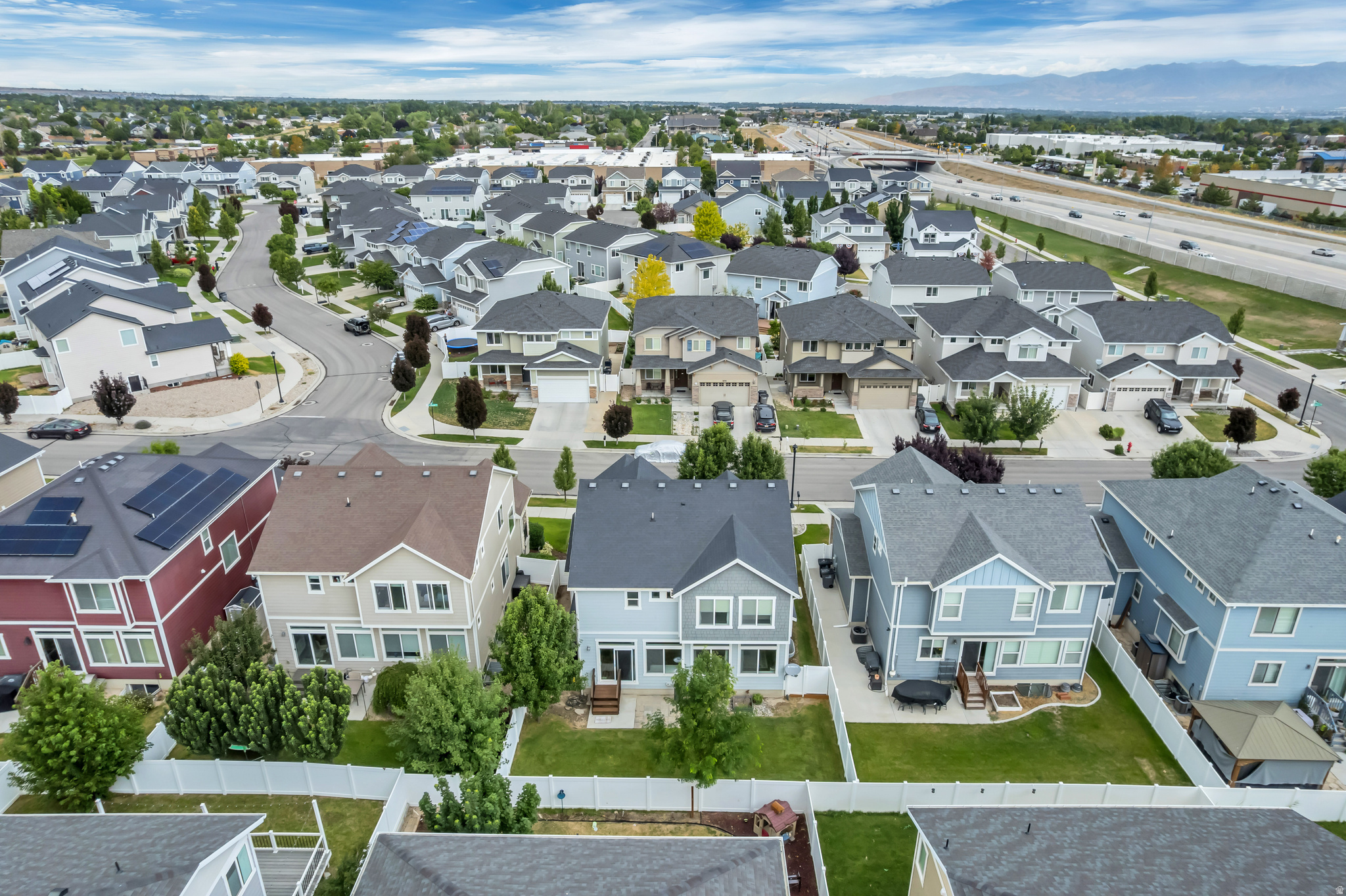 MEADOWS - Residential
